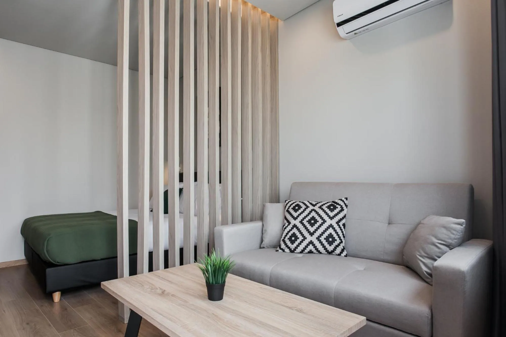 TV and multimedia in WYZ Attiki Aparthotel