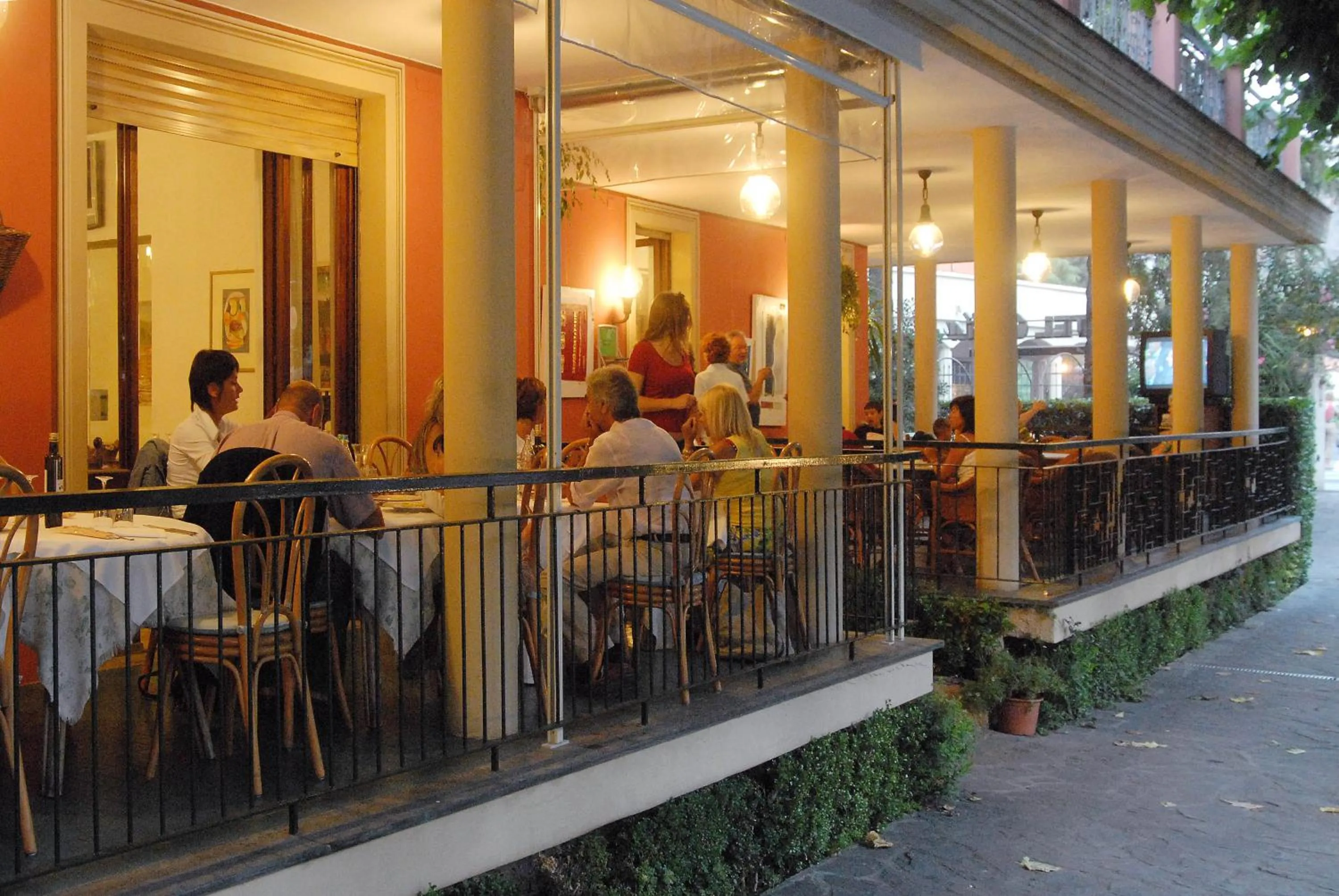 Restaurant/places to eat in Hotel Clelia