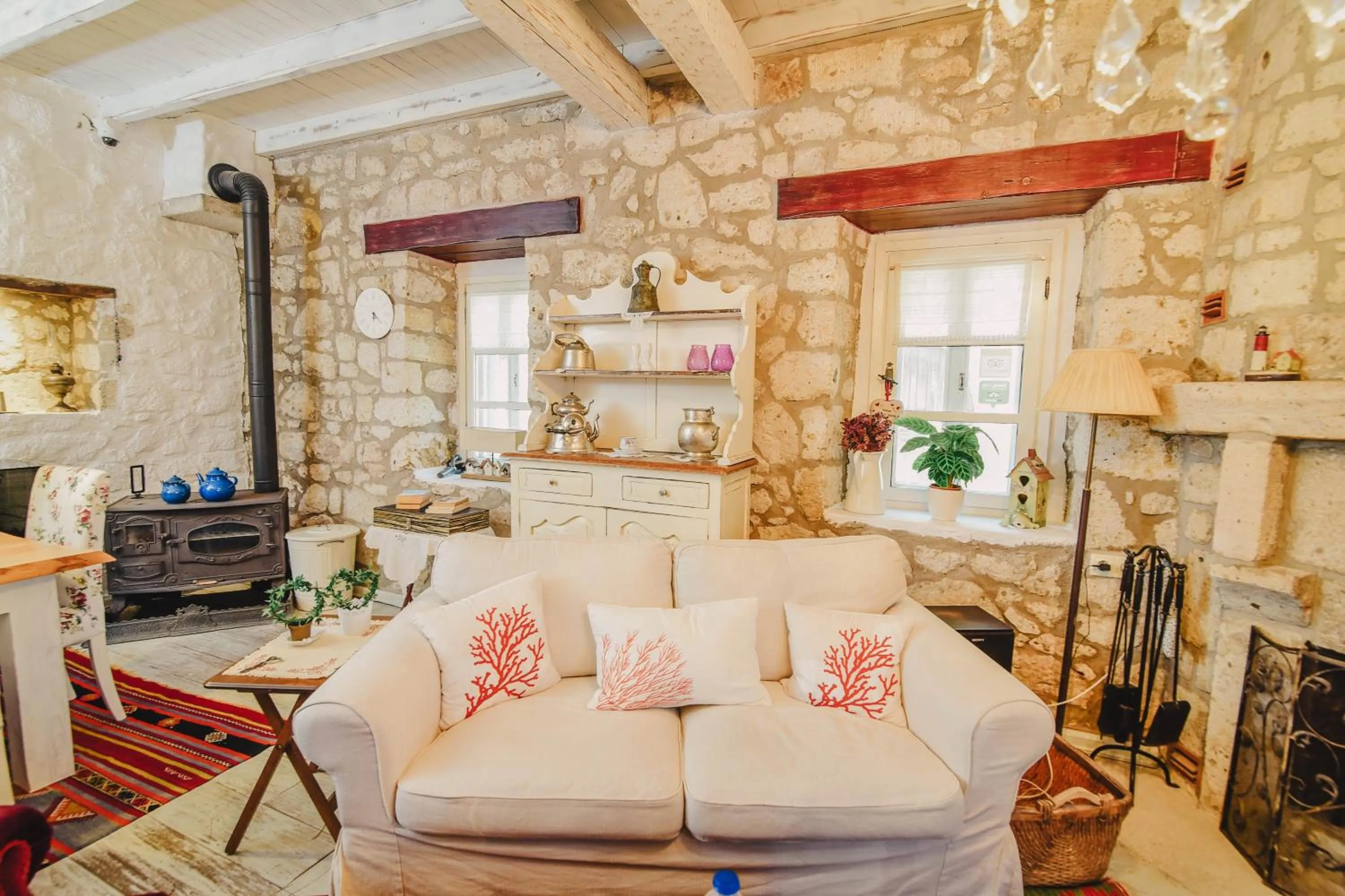 Property building in YUKARI SOKAK VİP BUTİK OTEL