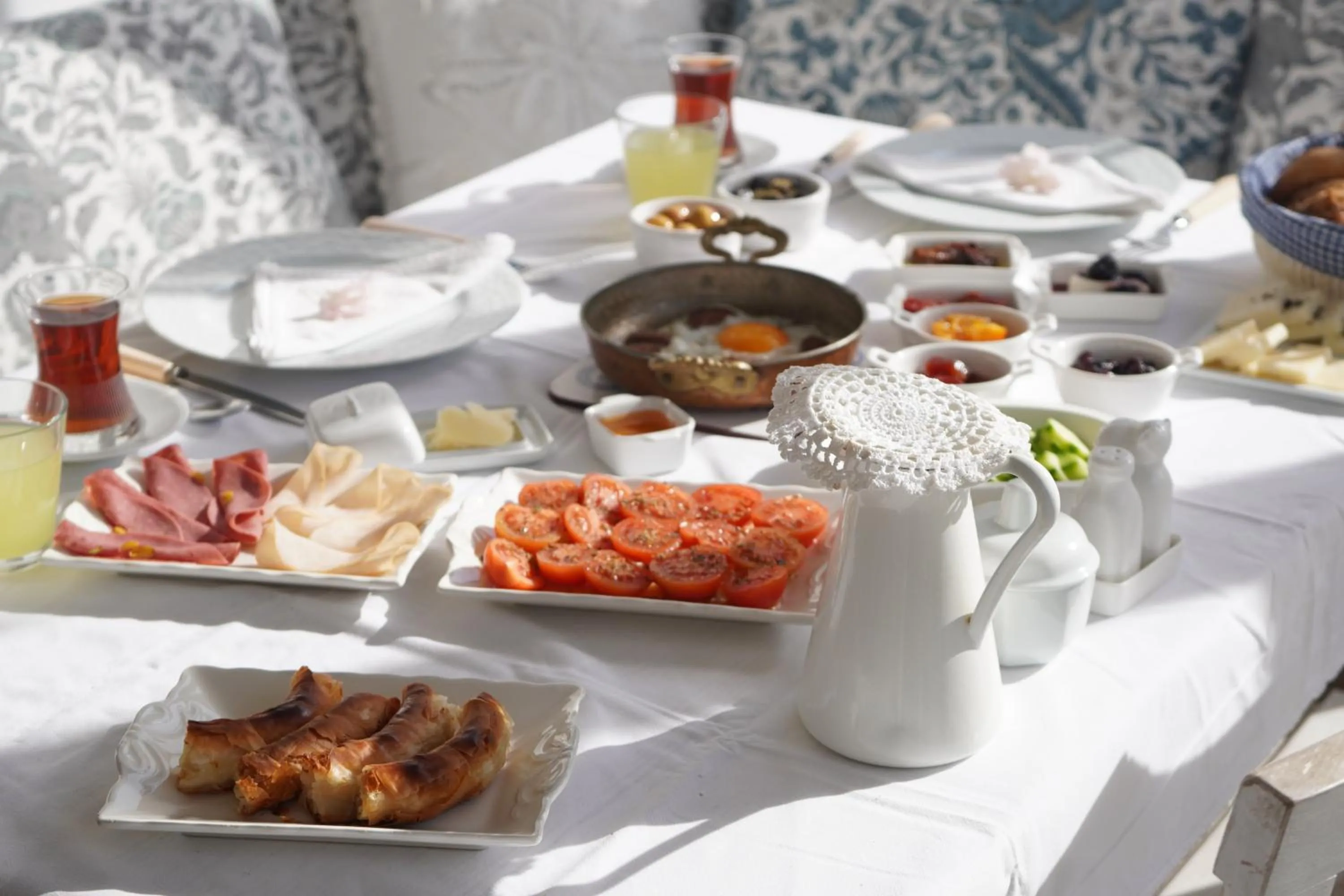 Food and drinks in YUKARI SOKAK VİP BUTİK OTEL