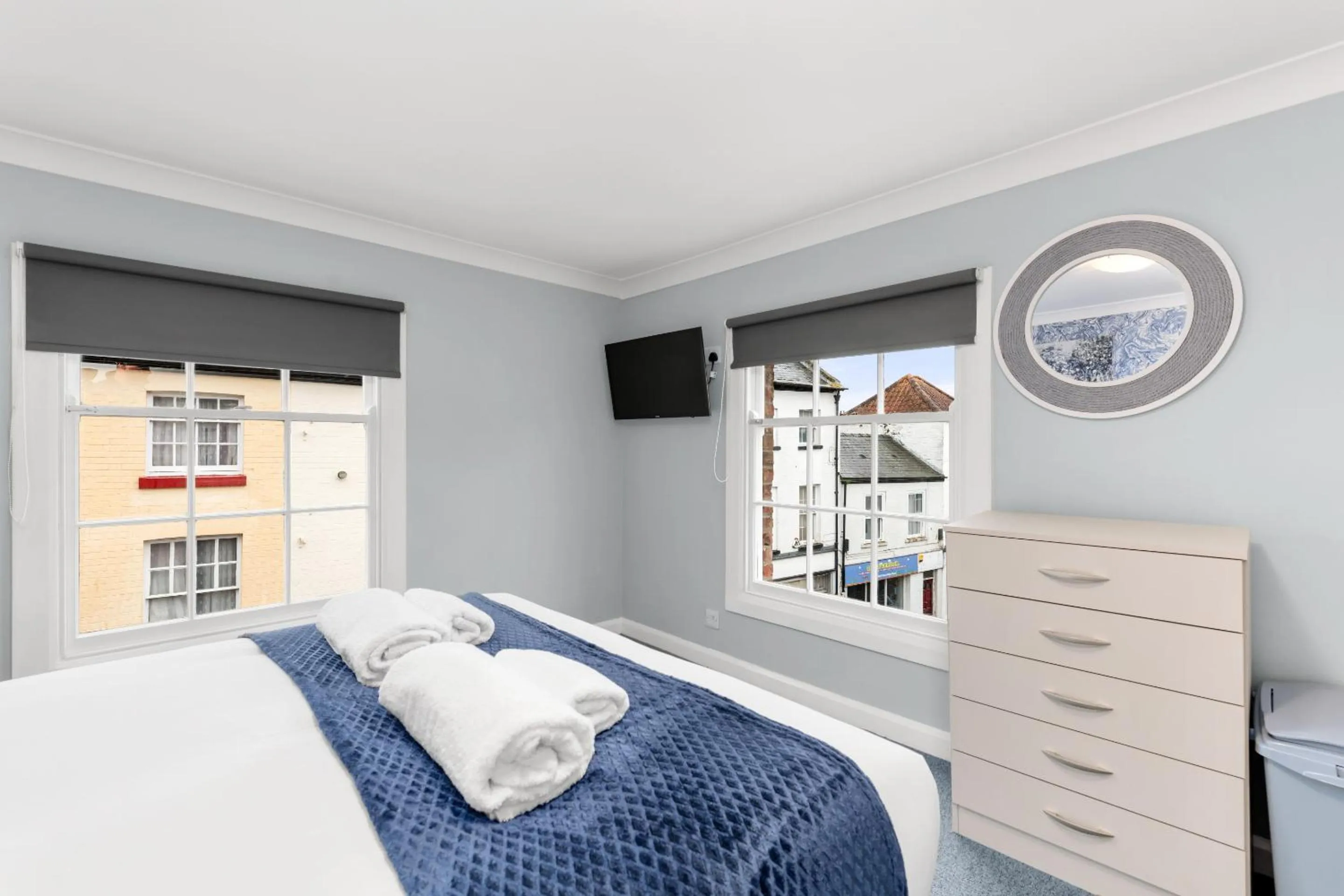 Bedroom, Bed in Town House Rooms