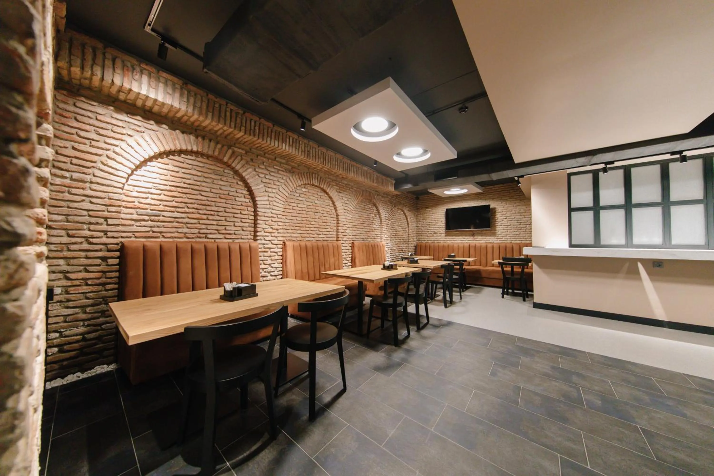 Restaurant/places to eat in STROFI Boutique Hotel