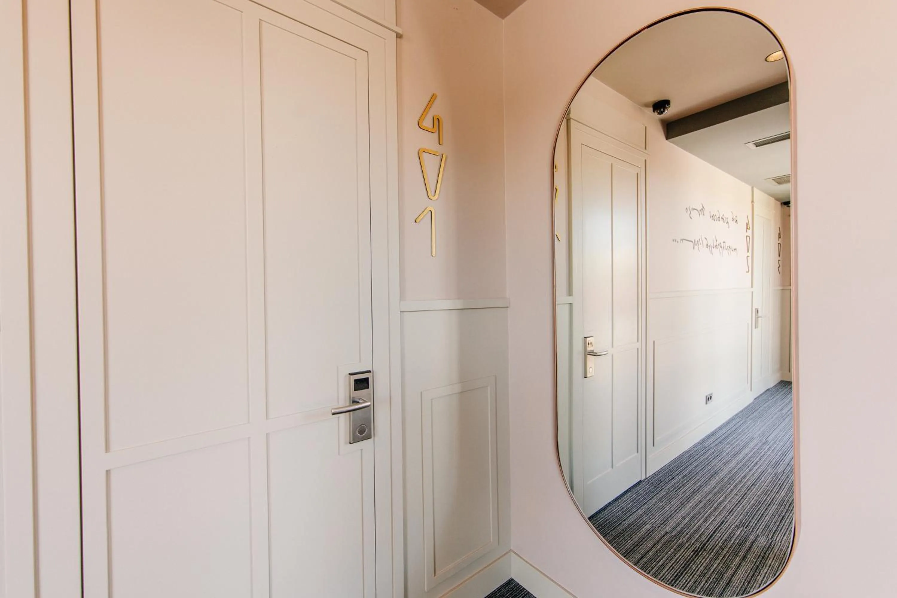 Decorative detail in STROFI Boutique Hotel