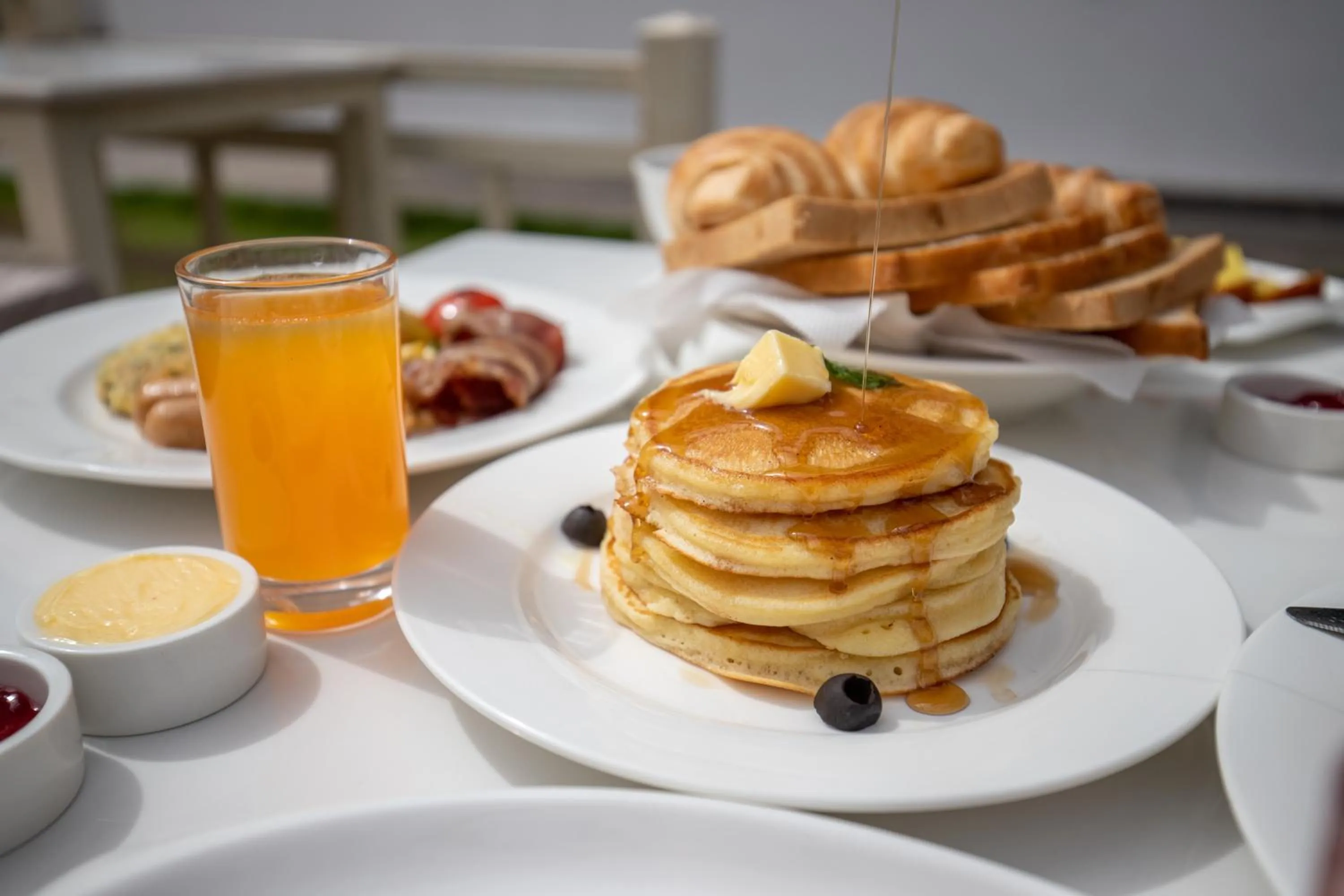 Food and drinks in Bhotekoshi Heli Resort