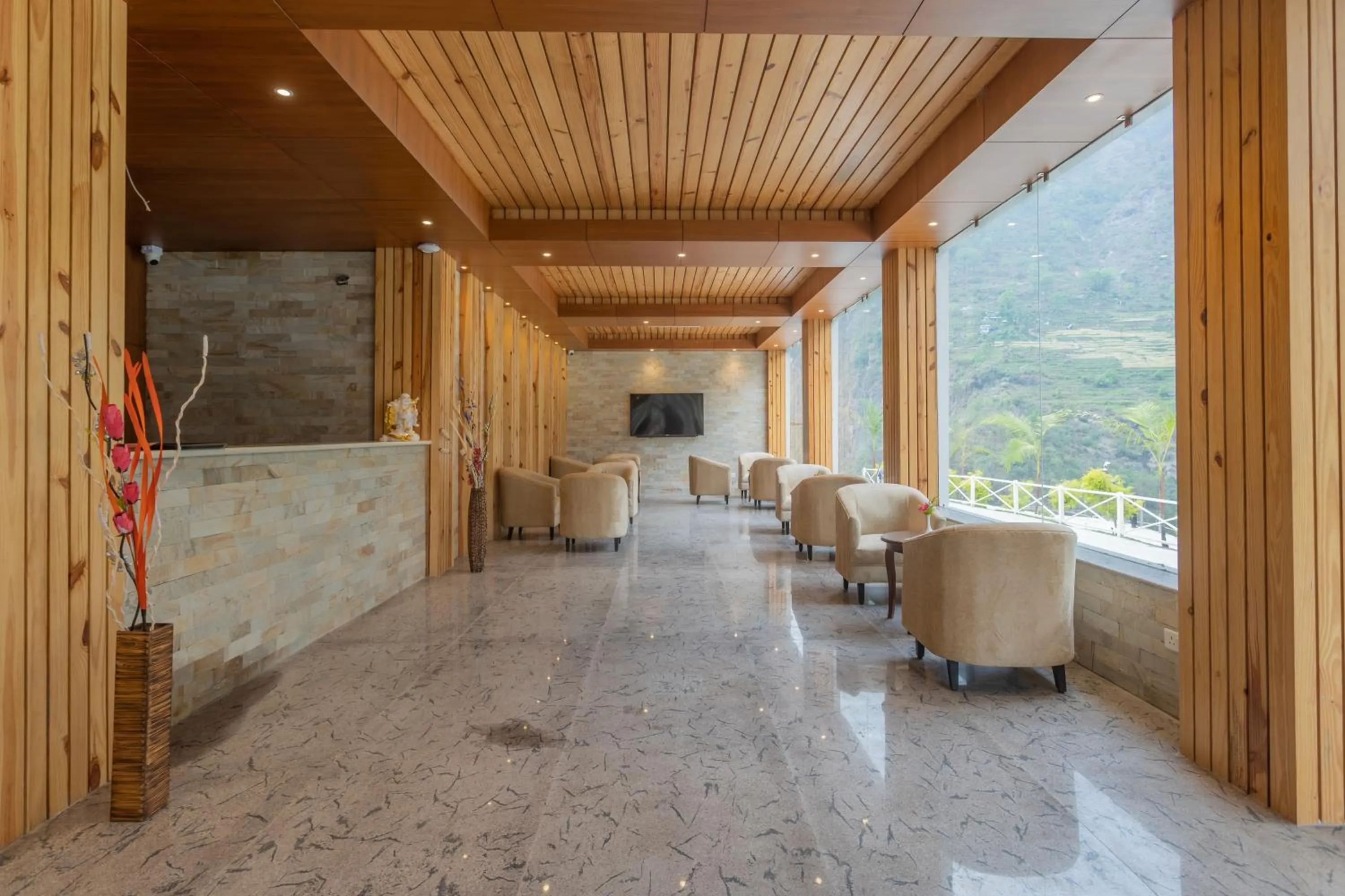 Lobby or reception in Bhotekoshi Heli Resort