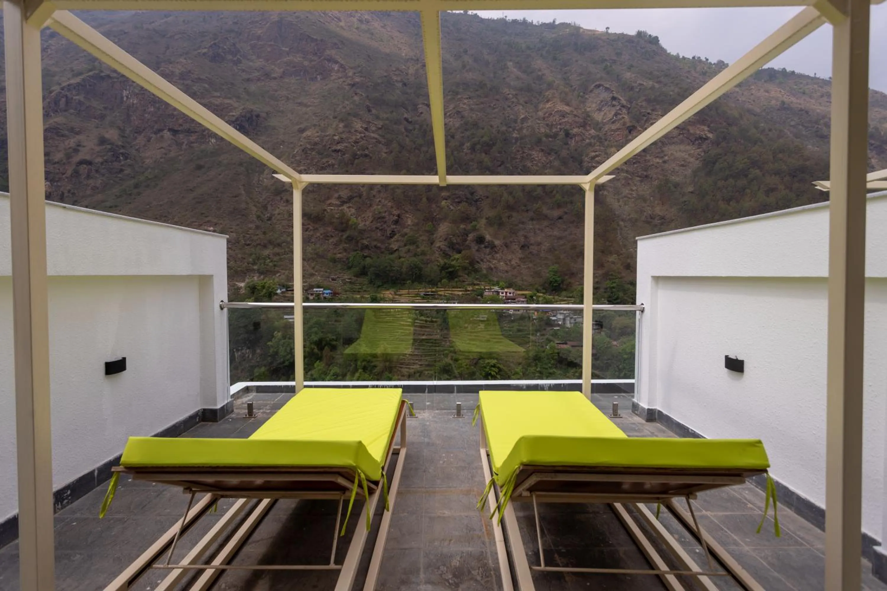 Balcony/Terrace in Bhotekoshi Heli Resort