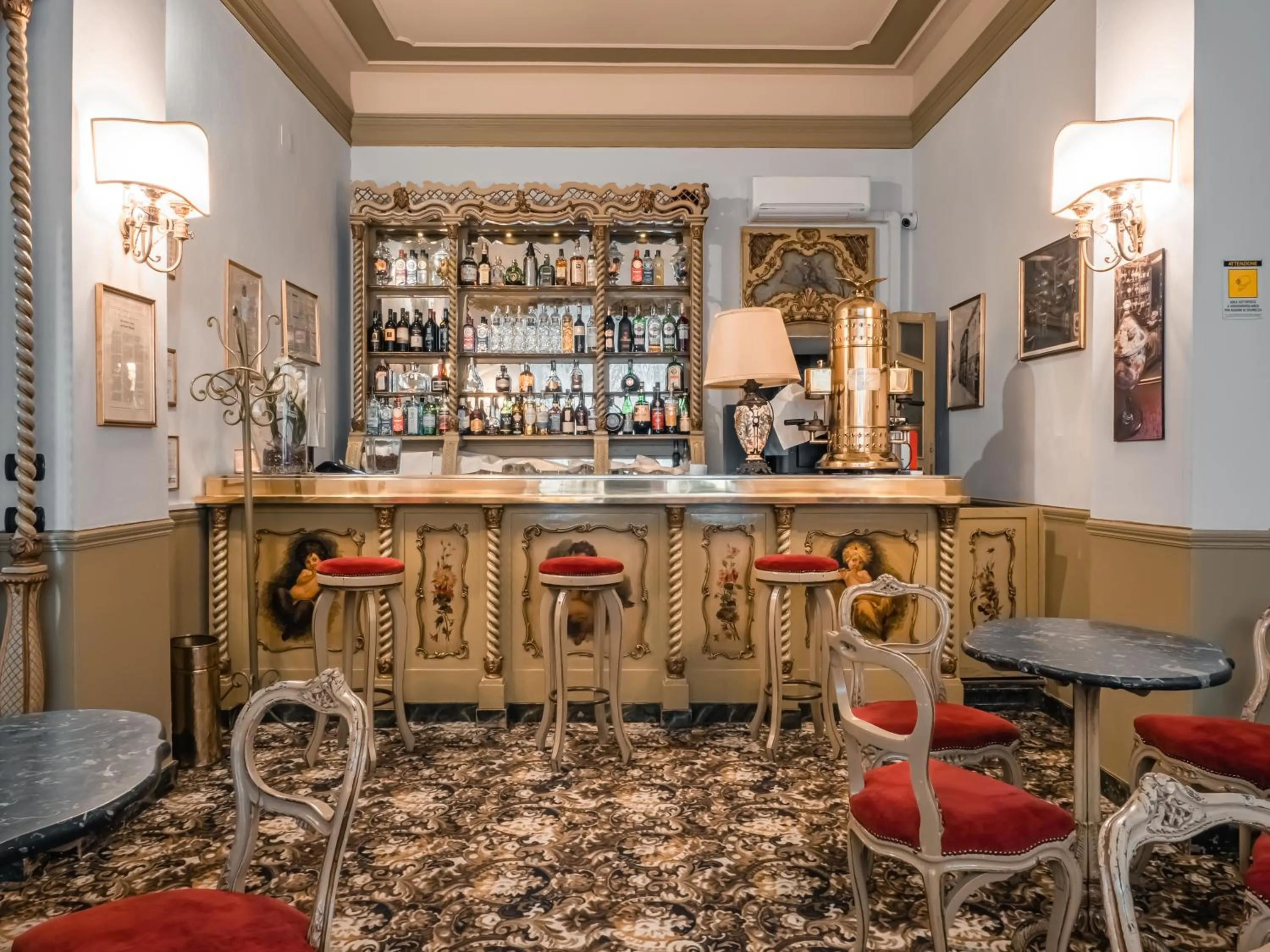 Lounge or bar in Hotel Posta