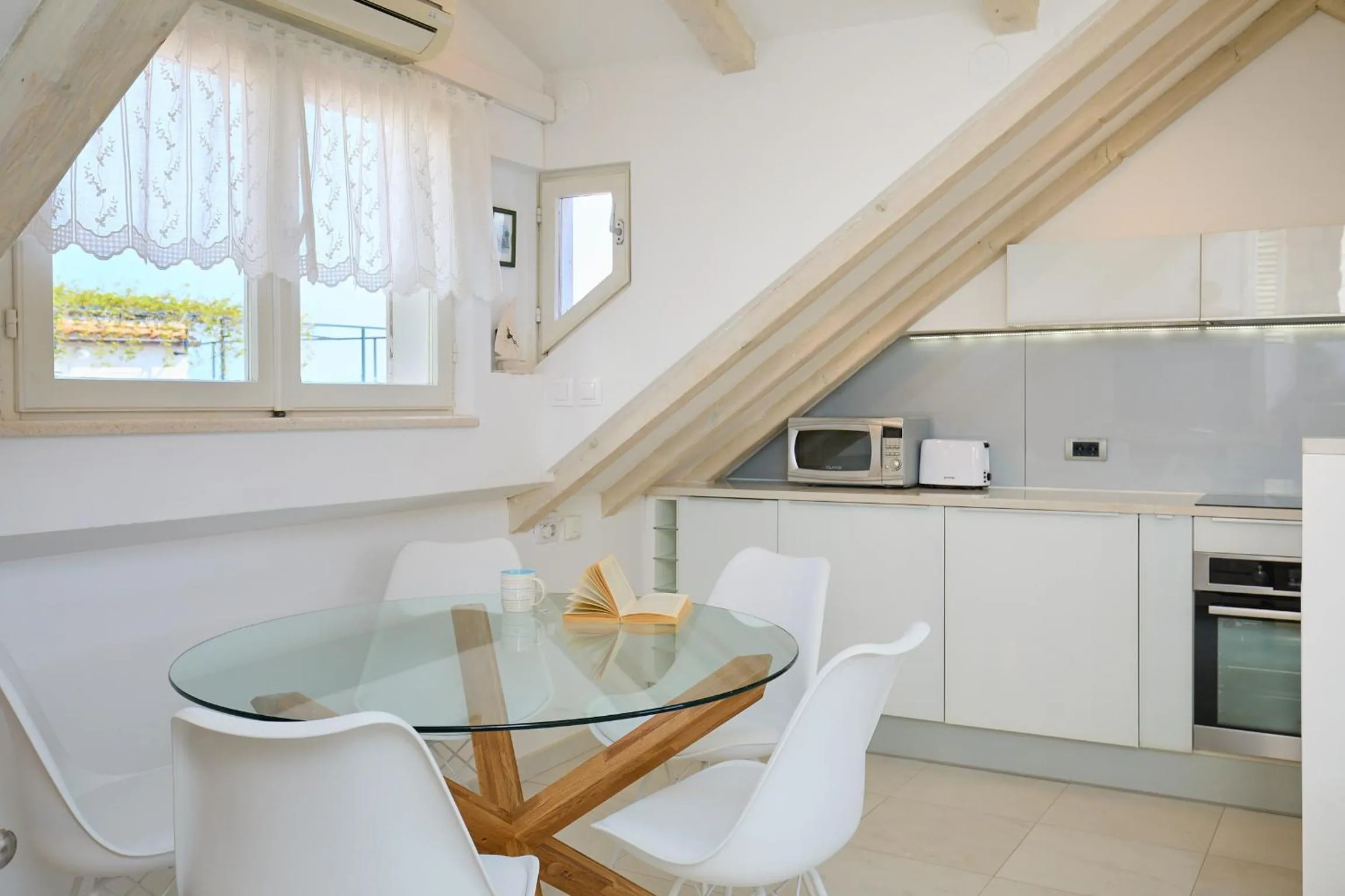 Dining area in Hedera Estate, Hedera A22