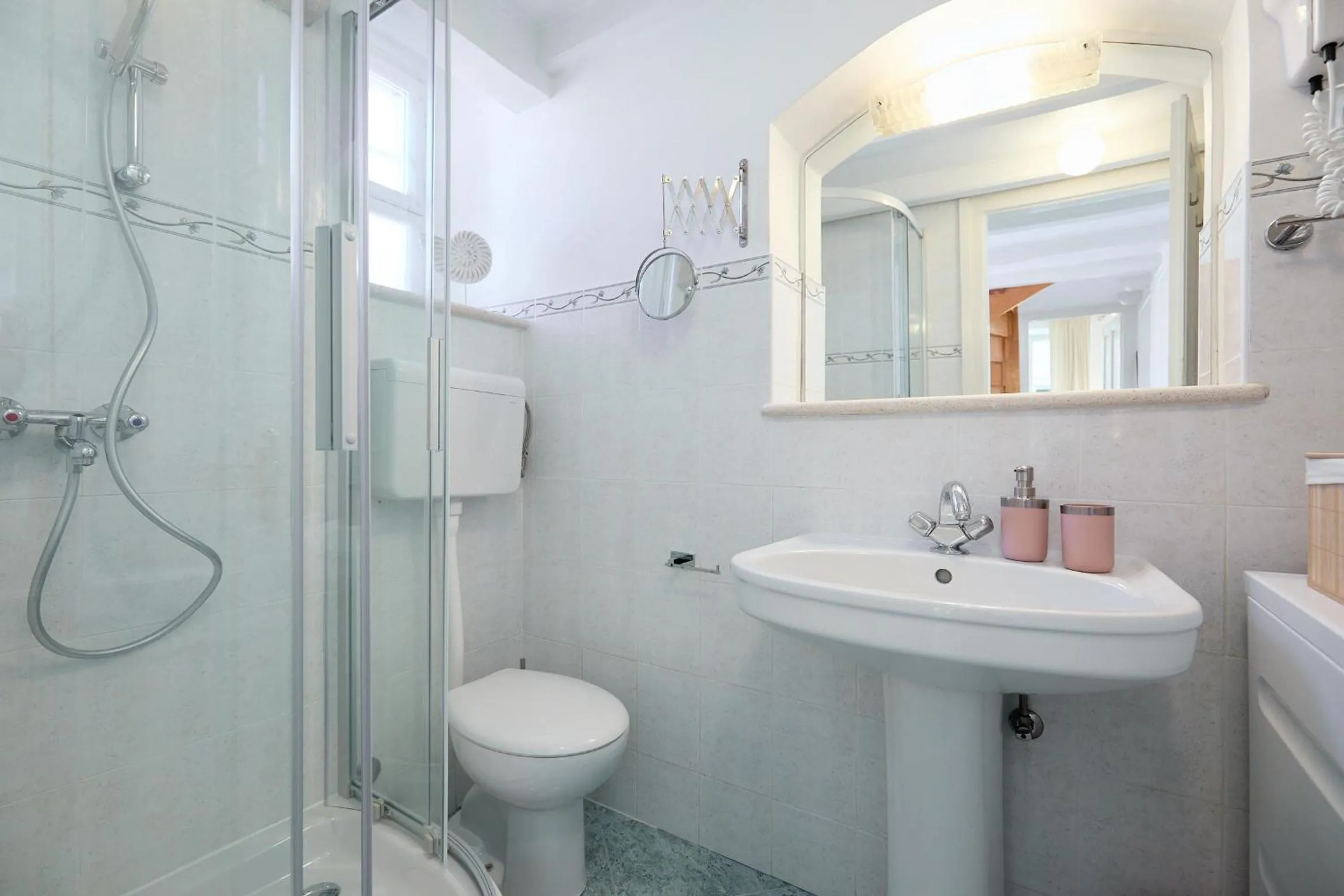 Bathroom in Hedera Estate, Hedera A22