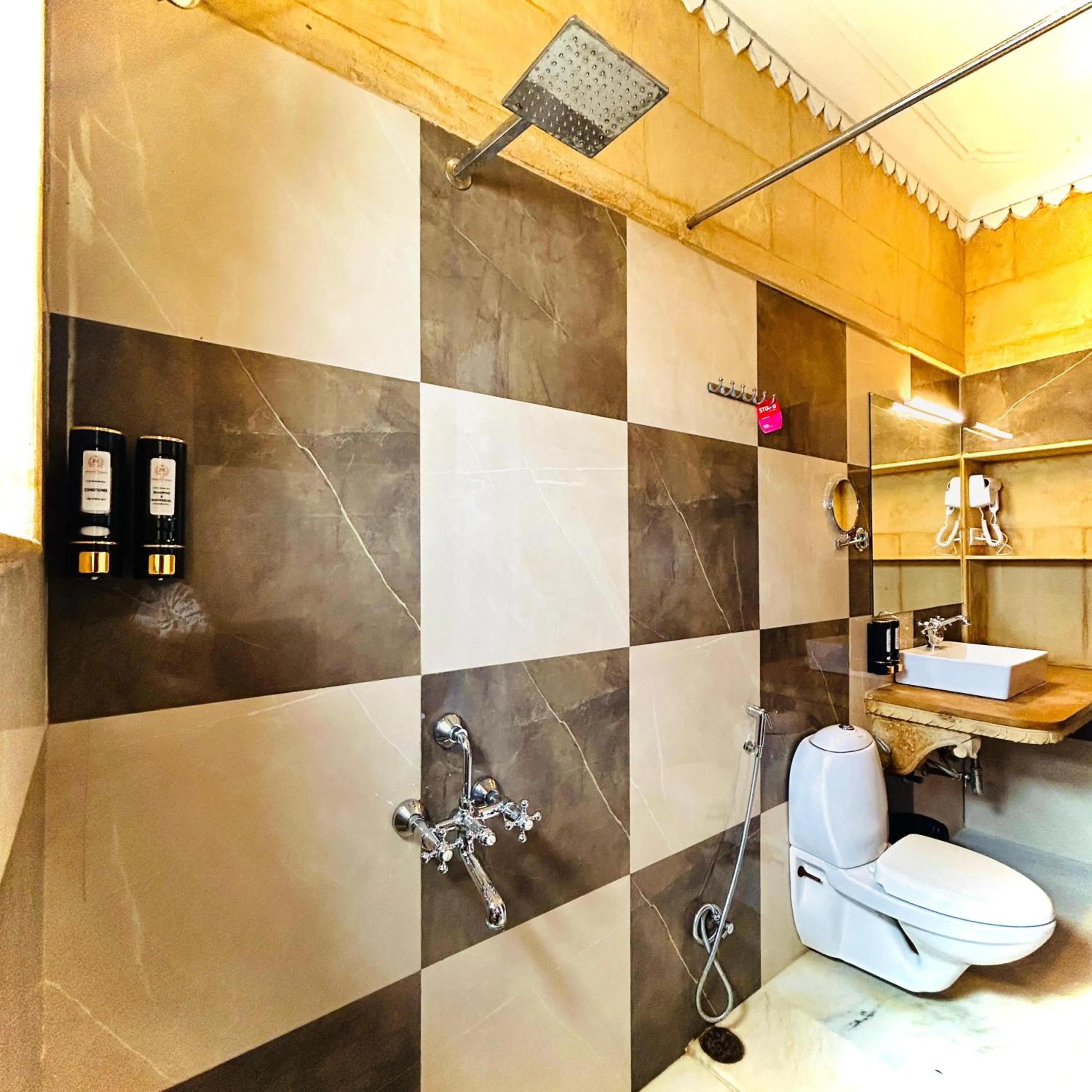 Bathroom in The Jaigarh Palace Jaisalmer