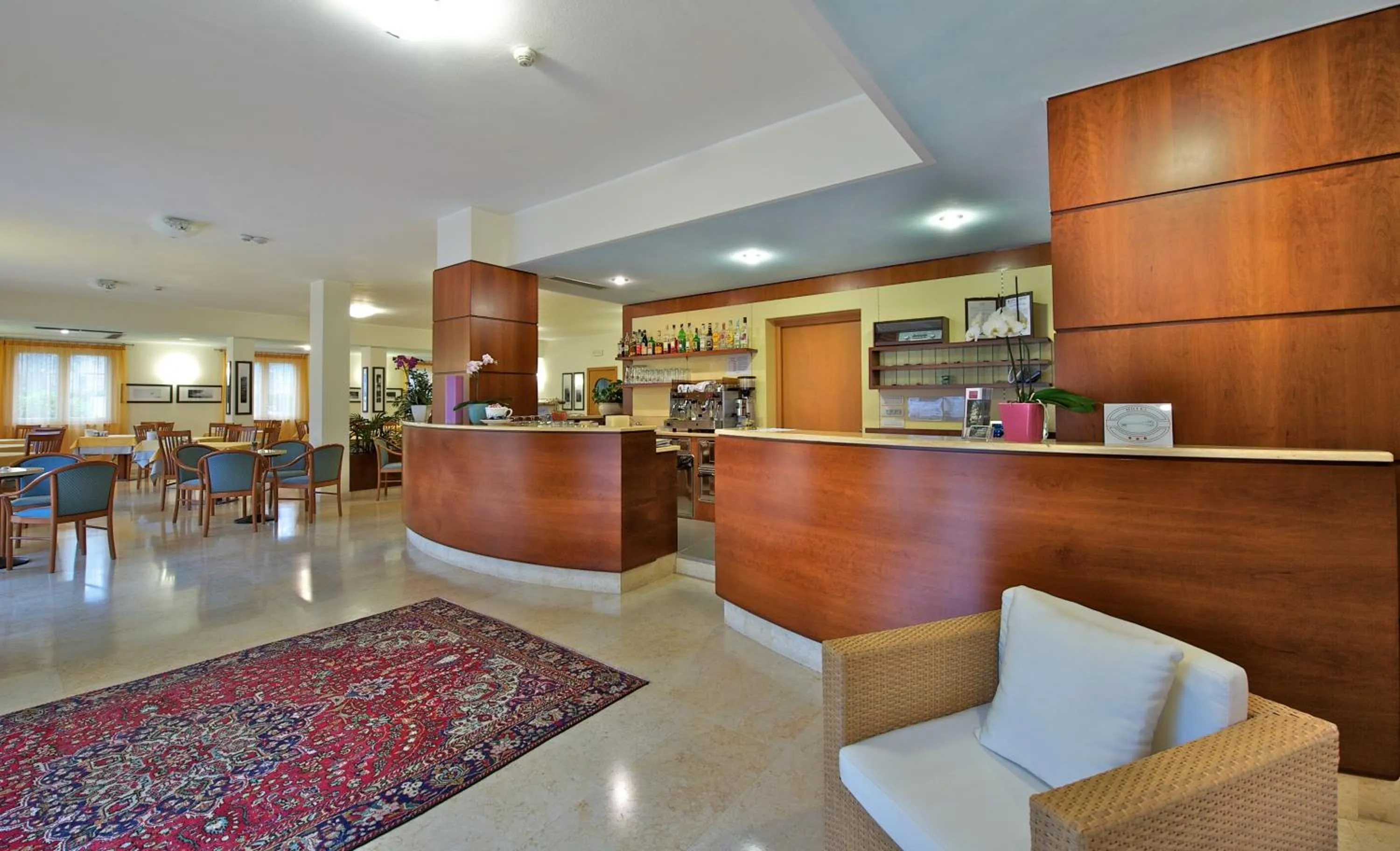 Lobby or reception in Hotel Garnì Orchidea