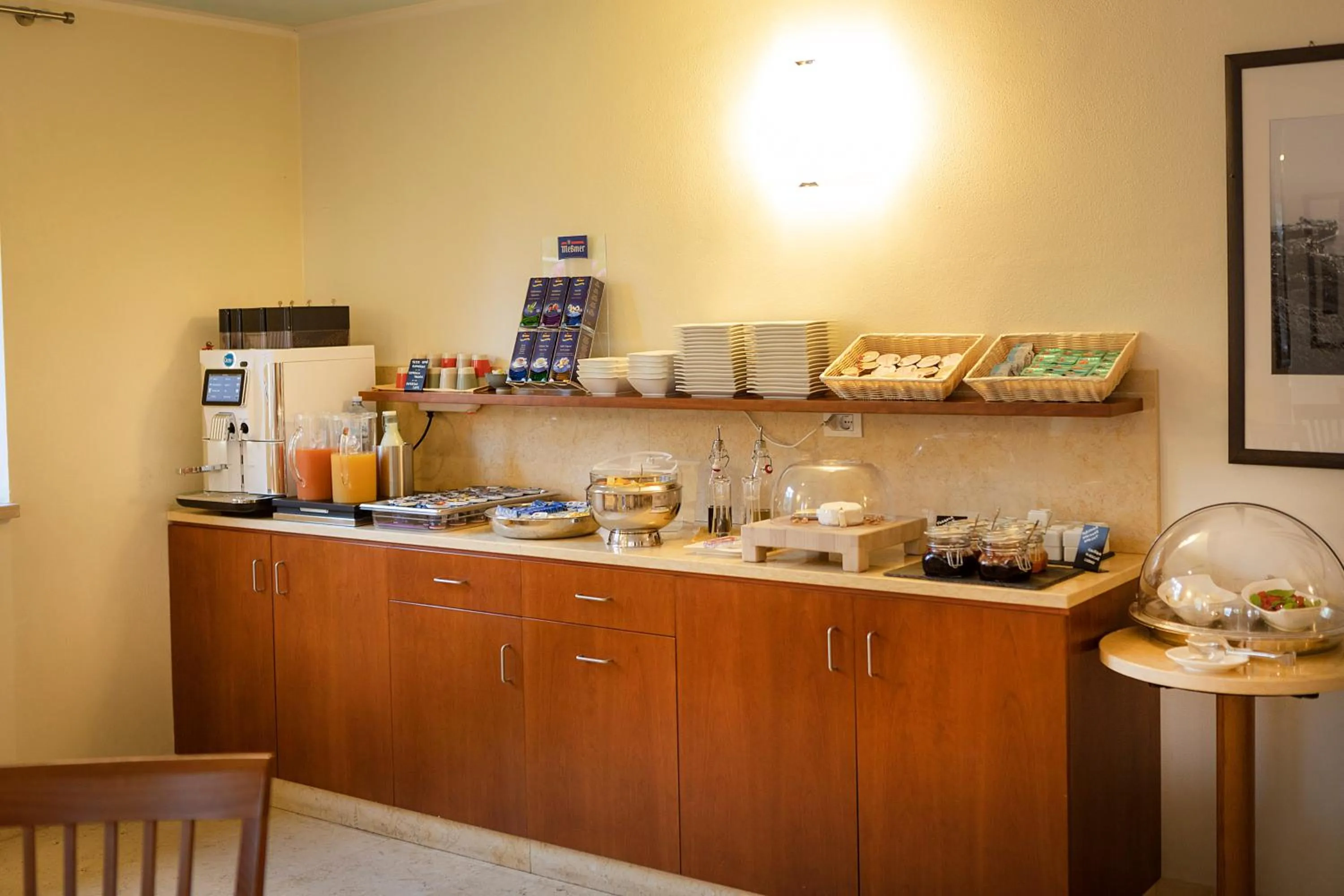 Breakfast in Hotel Garnì Orchidea