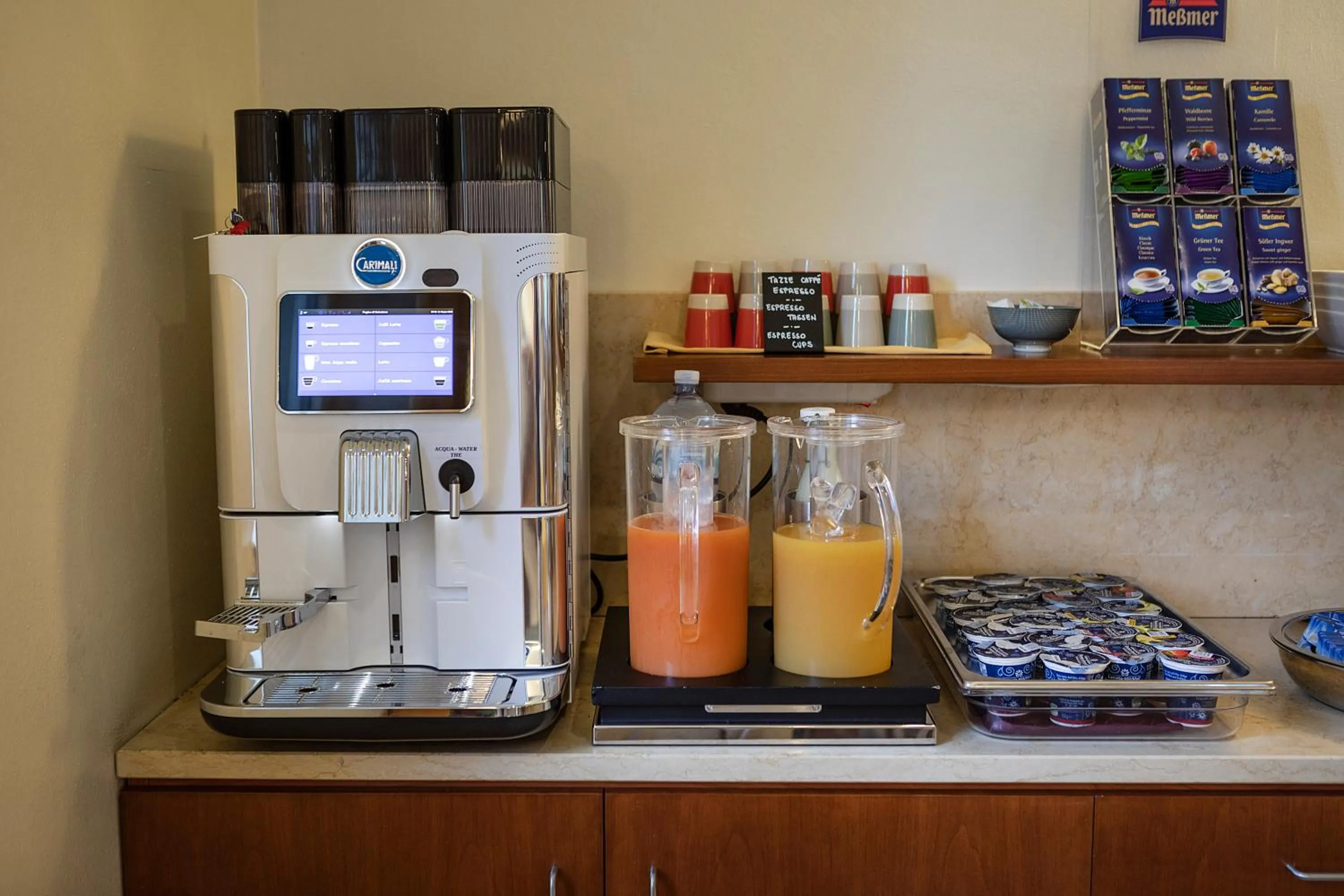 Breakfast in Hotel Garnì Orchidea