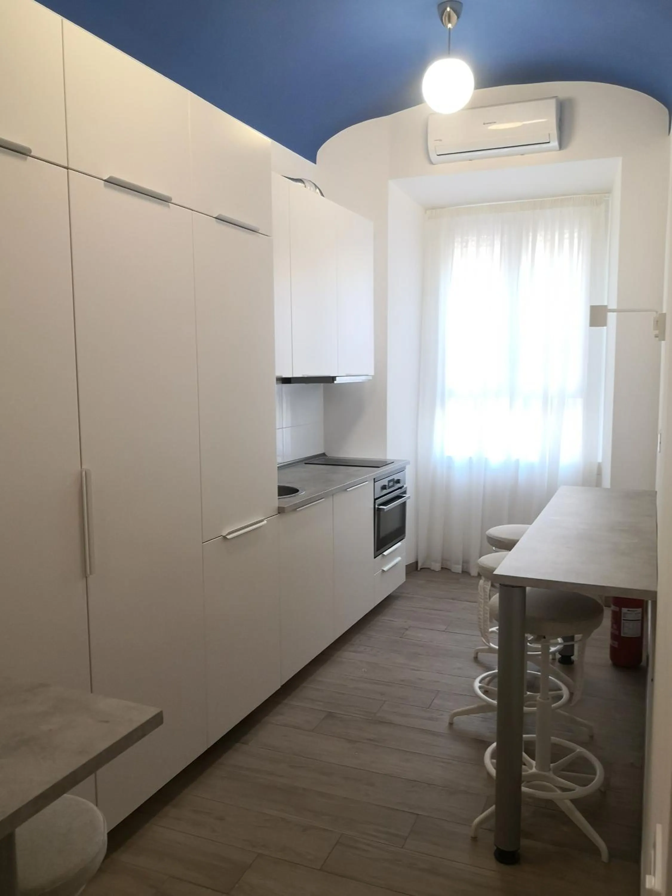 Communal kitchen in Vatican Italian rooms