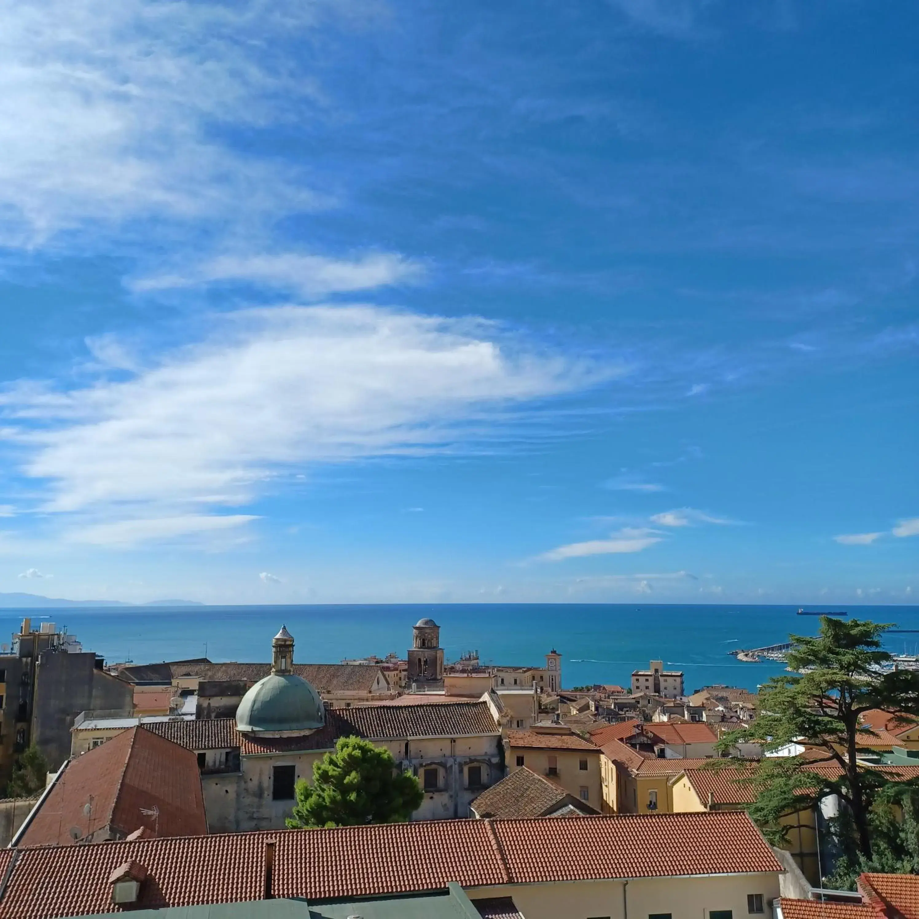 One-Bedroom Apartment - single occupancy in Salerno Eremita Apartment One-Bedroom Apartment - single occupancy in Salerno Eremita Apartment