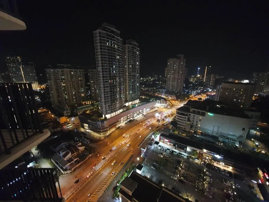 THE LANDMARK BY KATANA New 3BR Grand Seaview Homestay at Gurney 无敌海景三房套房