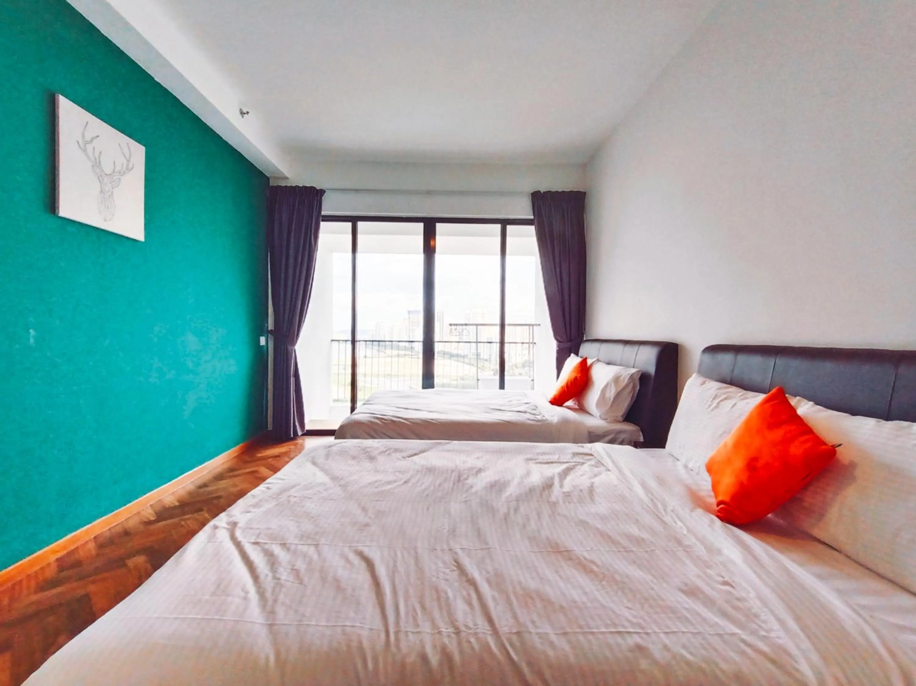 Bed in THE LANDMARK BY KATANA New 3BR Grand Seaview Homestay at Gurney 无敌海景三房套房