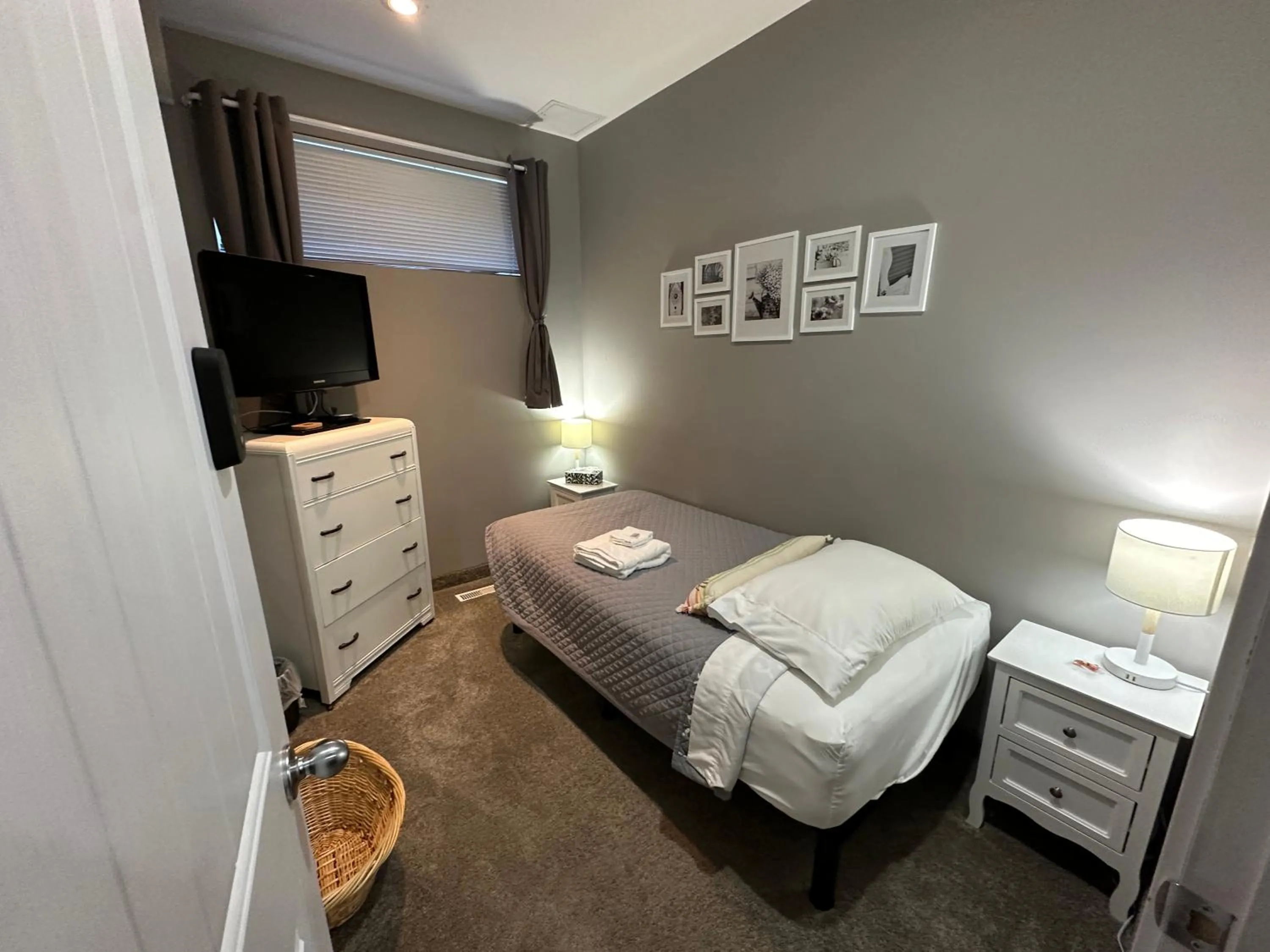 Bedroom, Bed in Stay549