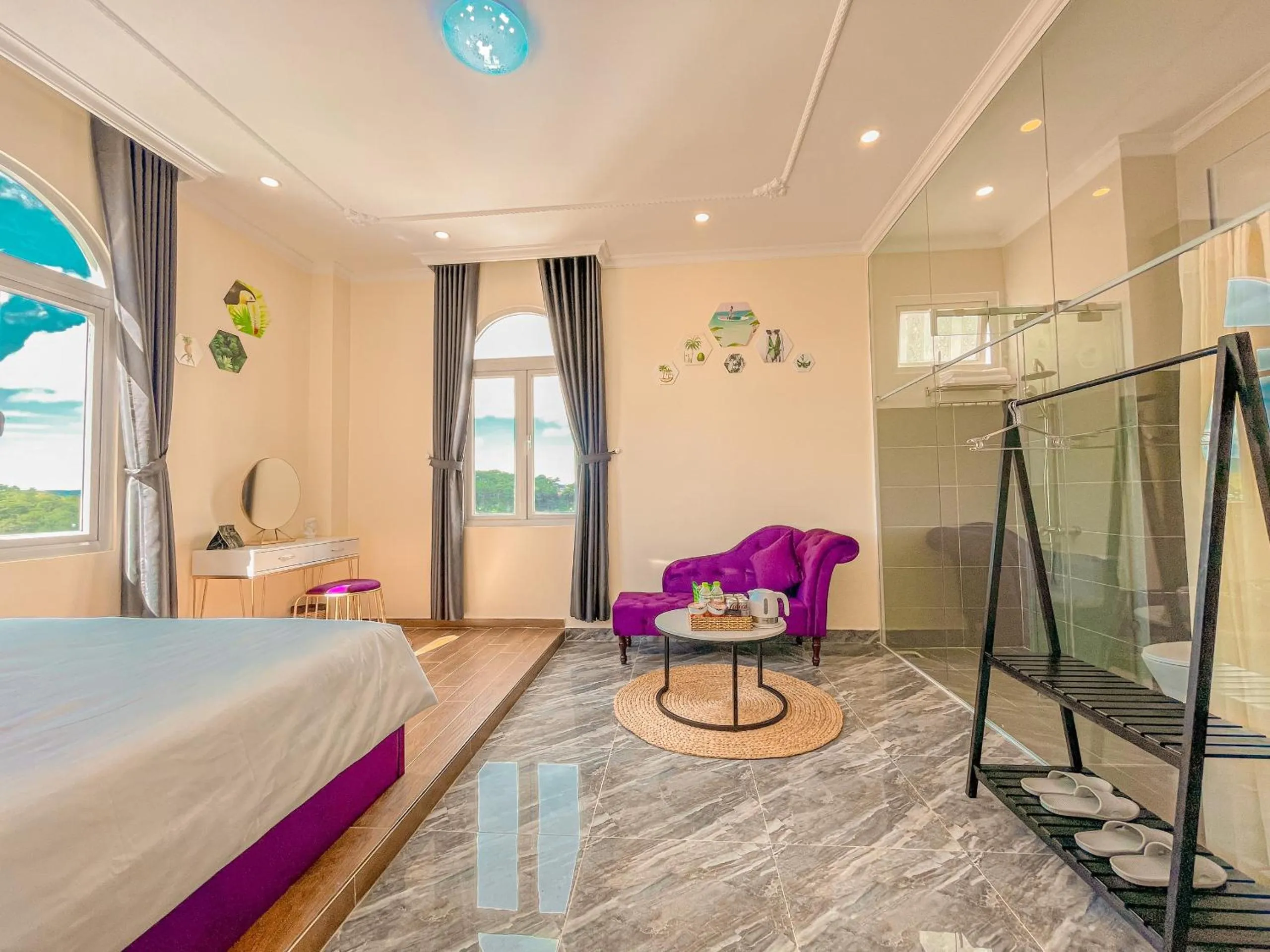 Bedroom in SHIN VILLAGE HOTEL