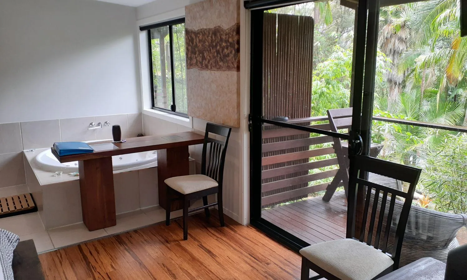 Balcony/Terrace in Alaya Ascend