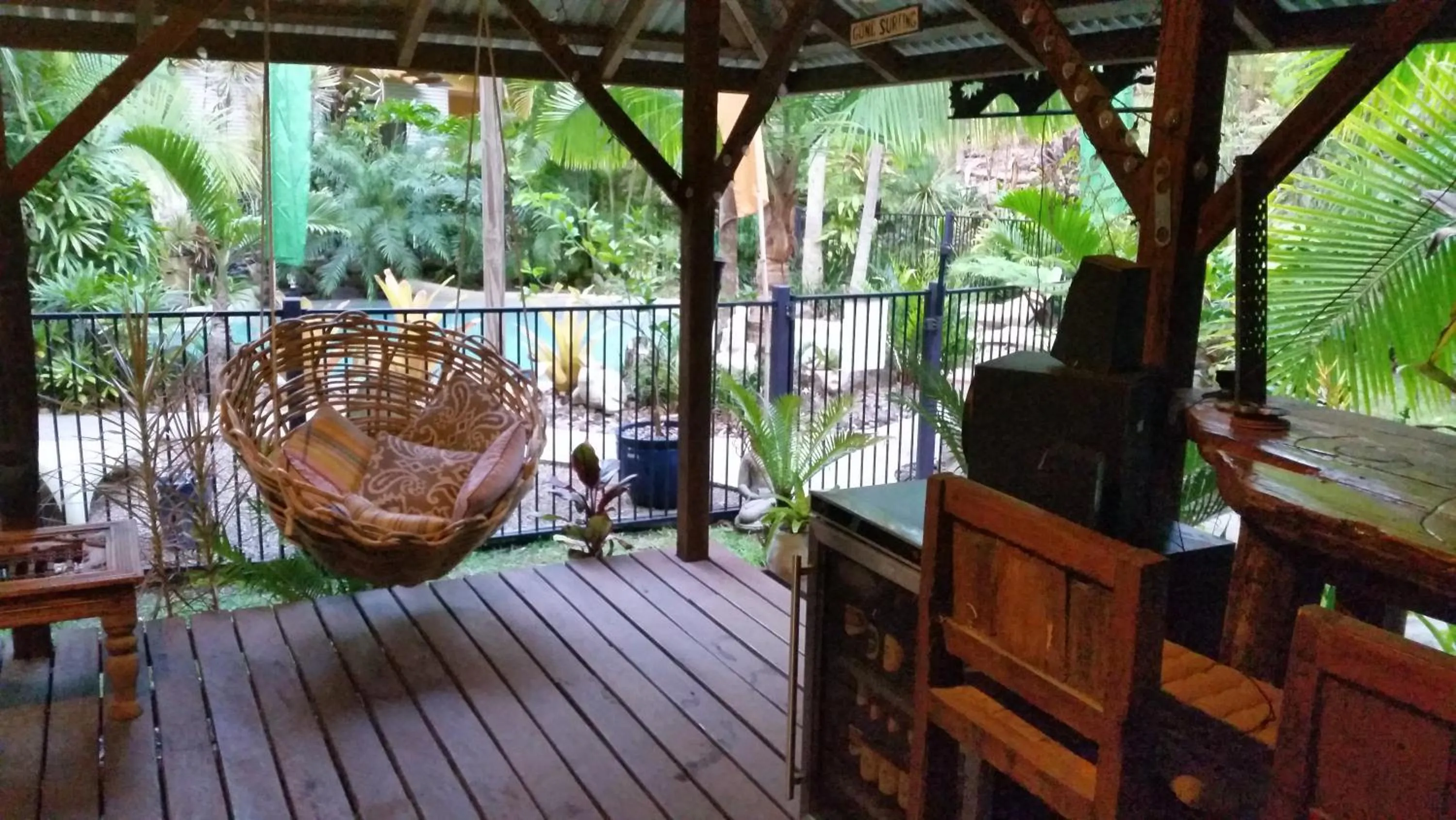 Patio in Alaya Ascend