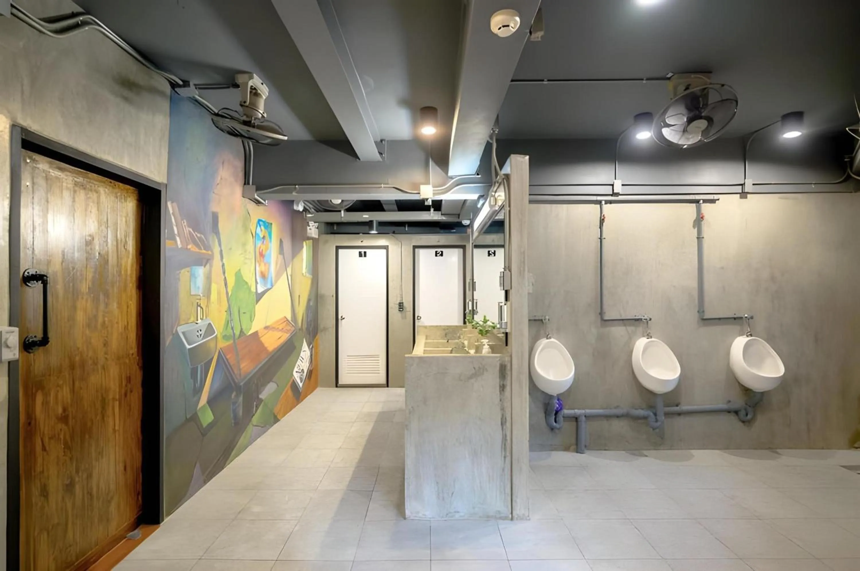Bathroom in Episode 11 Hostel Sukhumvit