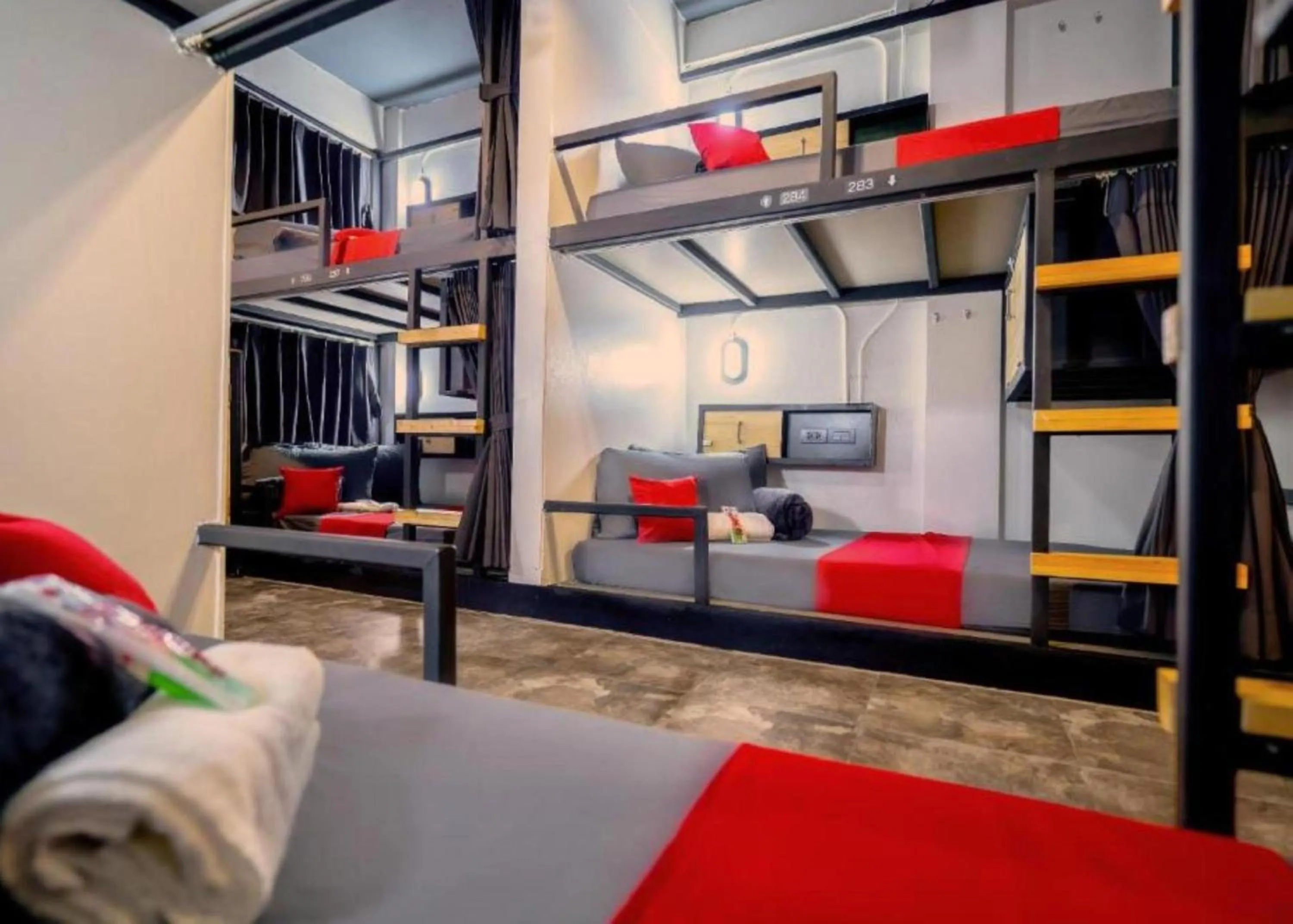 Photo of the whole room, Bed in Episode 11 Hostel Sukhumvit