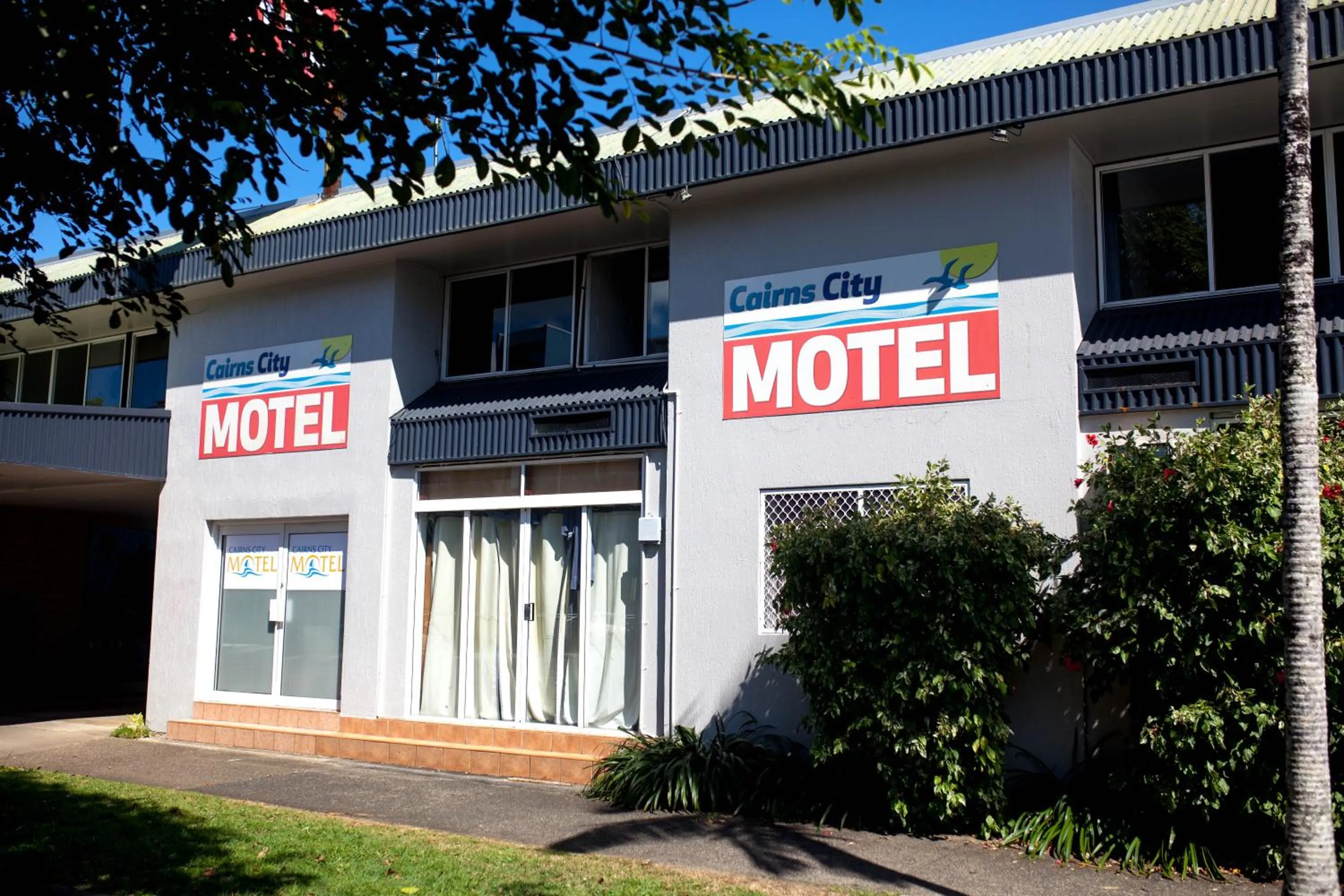 Property building in Cairns City Motel