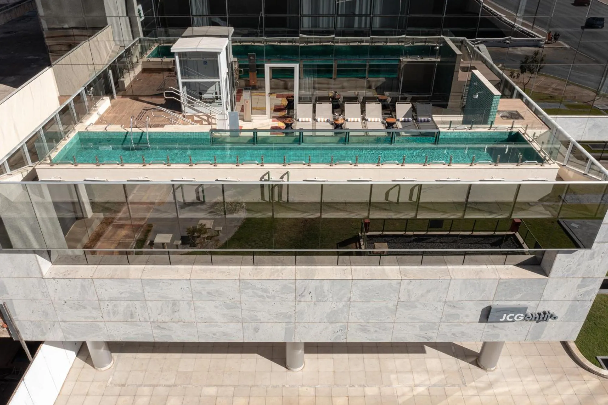 Pool view in Ramada by Wyndham Brasilia Alvorada