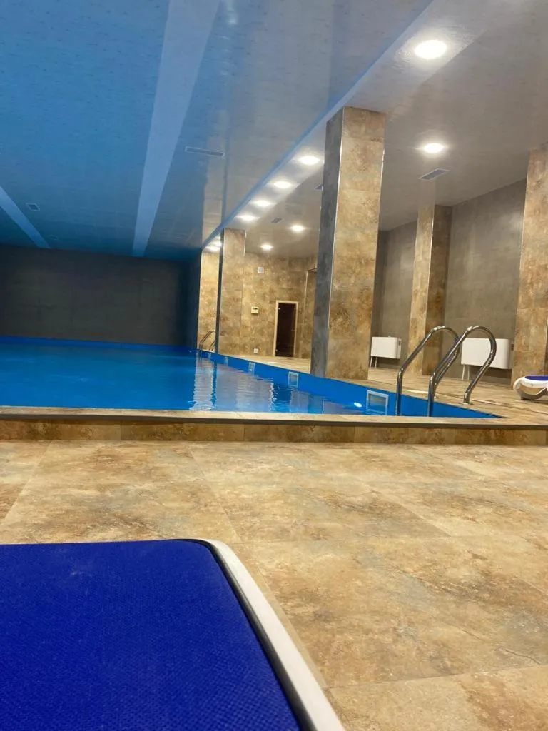 Swimming pool in Uparthotel