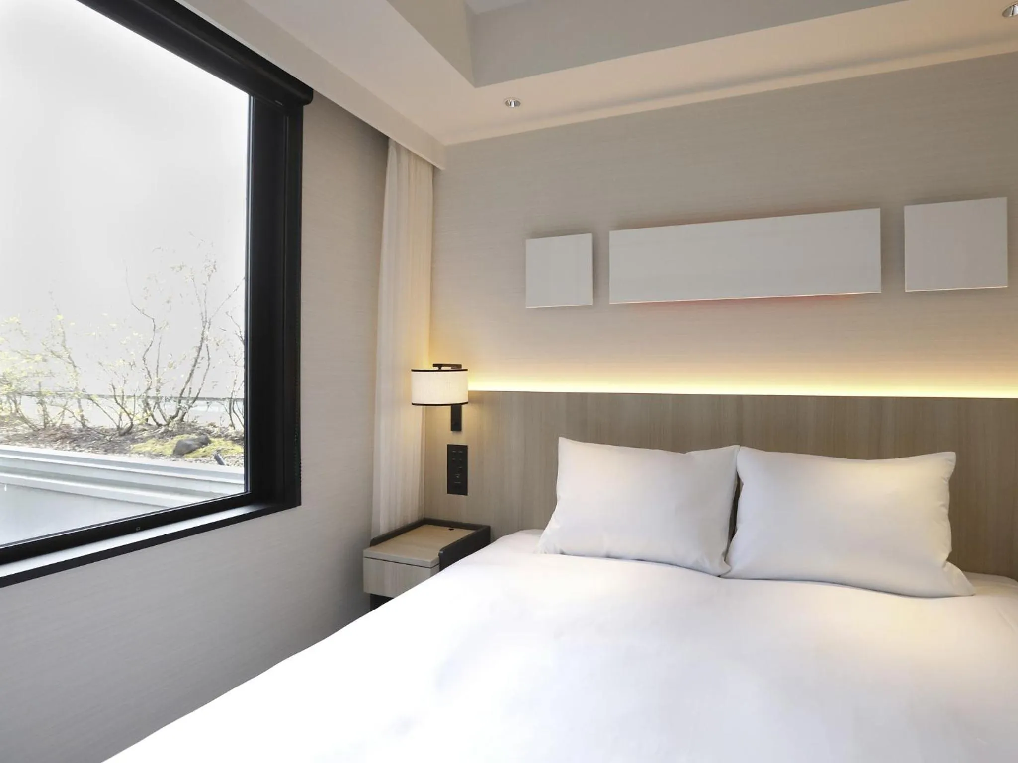 Photo of the whole room, Bed in Hyatt Place Kyoto