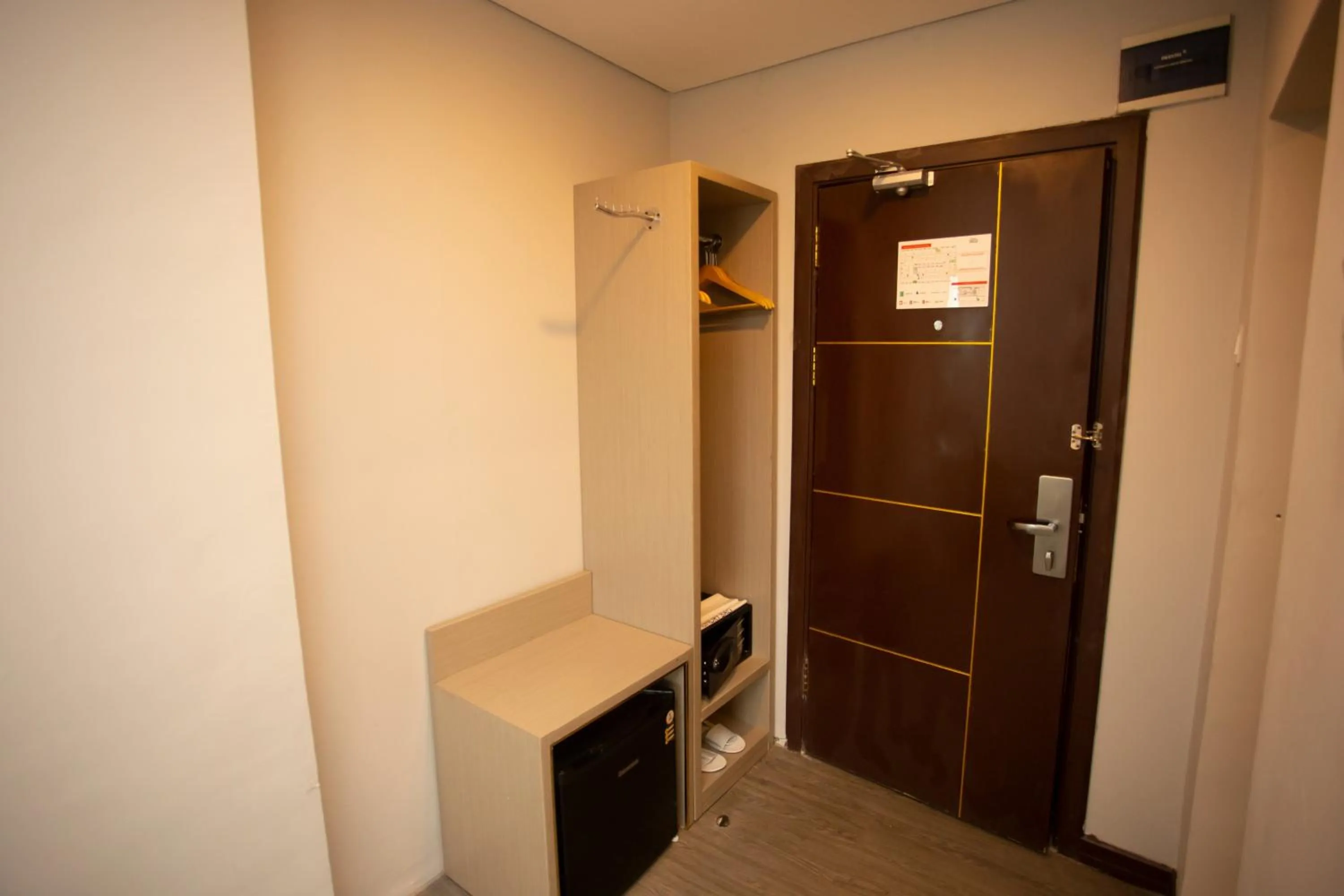 wardrobe in Best Western Batang Garing