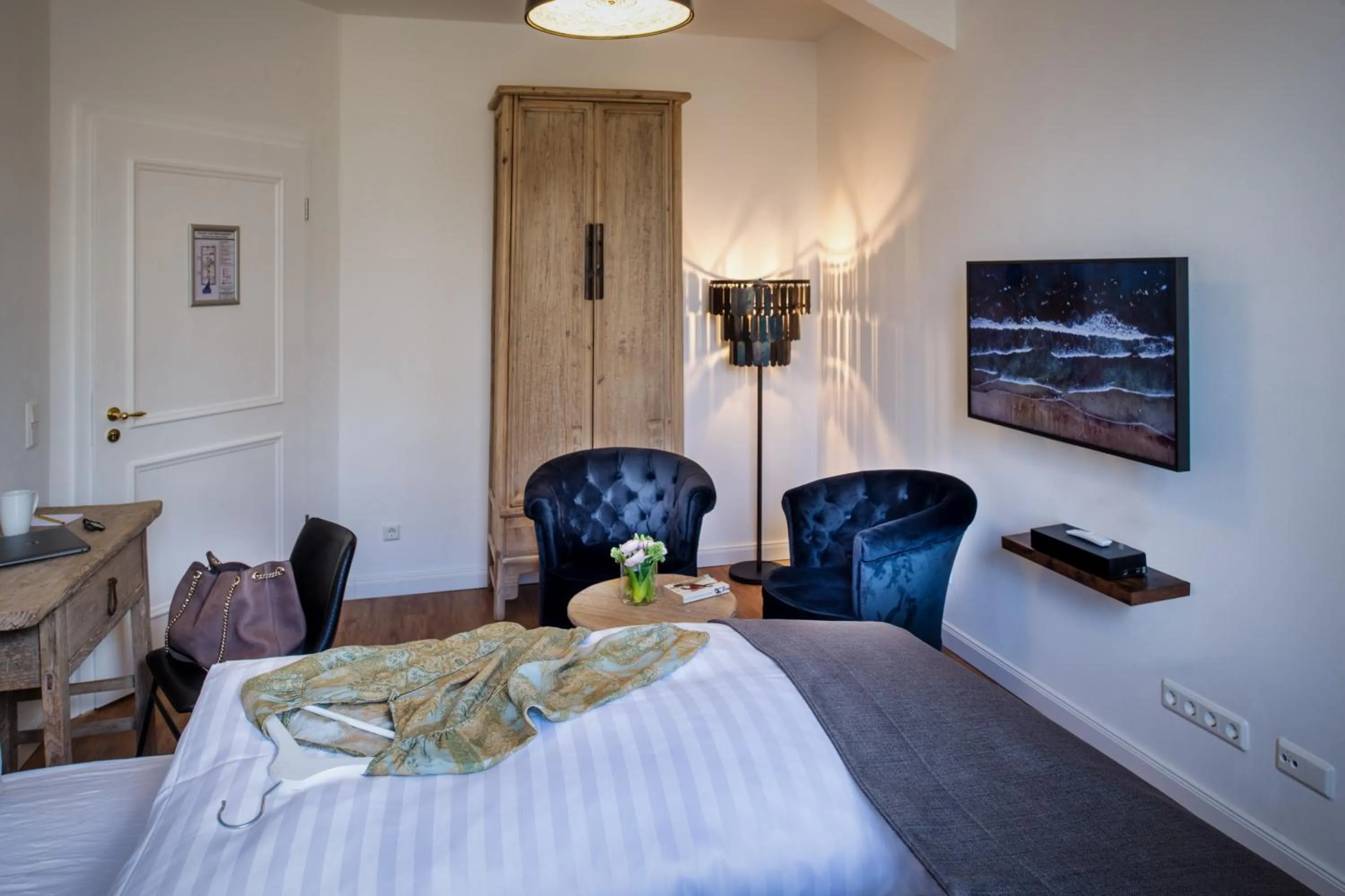 Photo of the whole room, Bed in Hotel Schloss Rattey