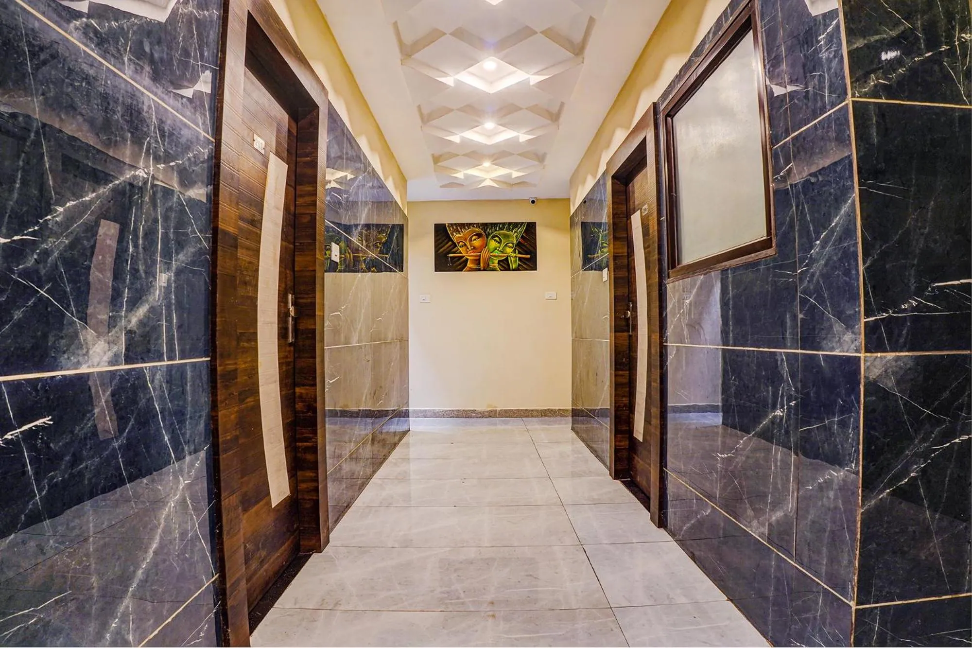 Lobby or reception in FabHotel Brij Residency