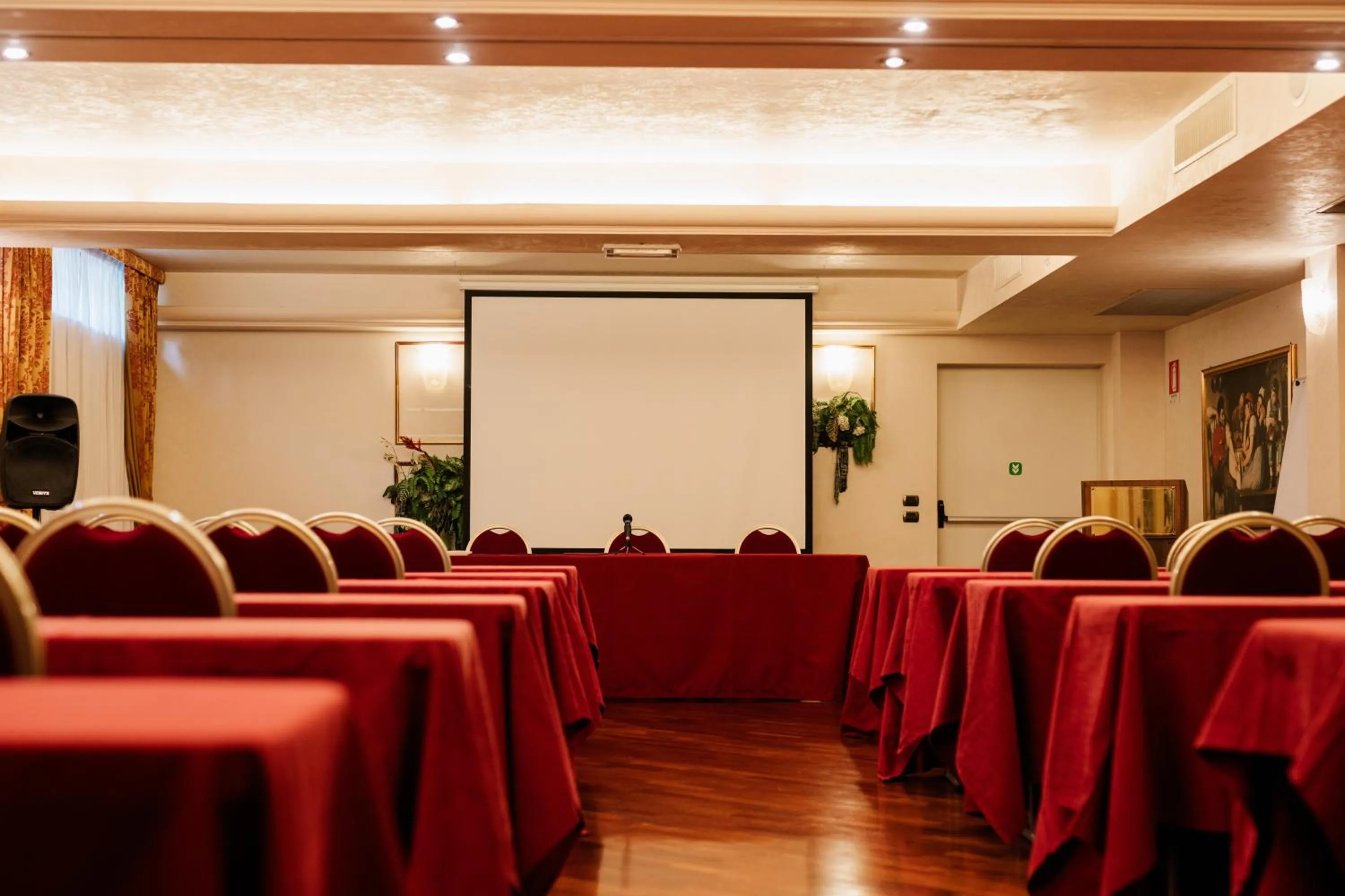 Meeting/conference room in Hotel Savoy Palace