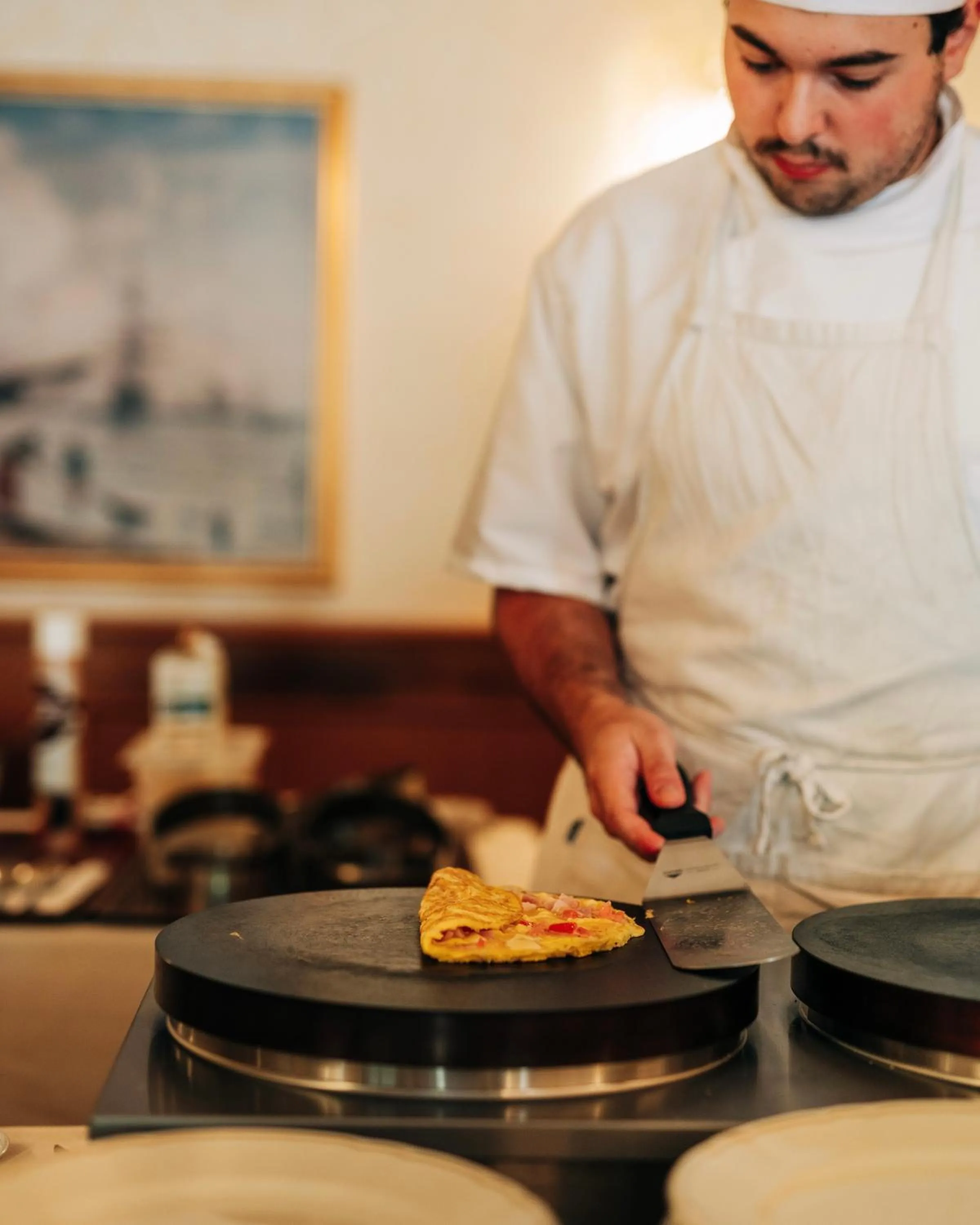 Buffet breakfast in Hotel Savoy Palace