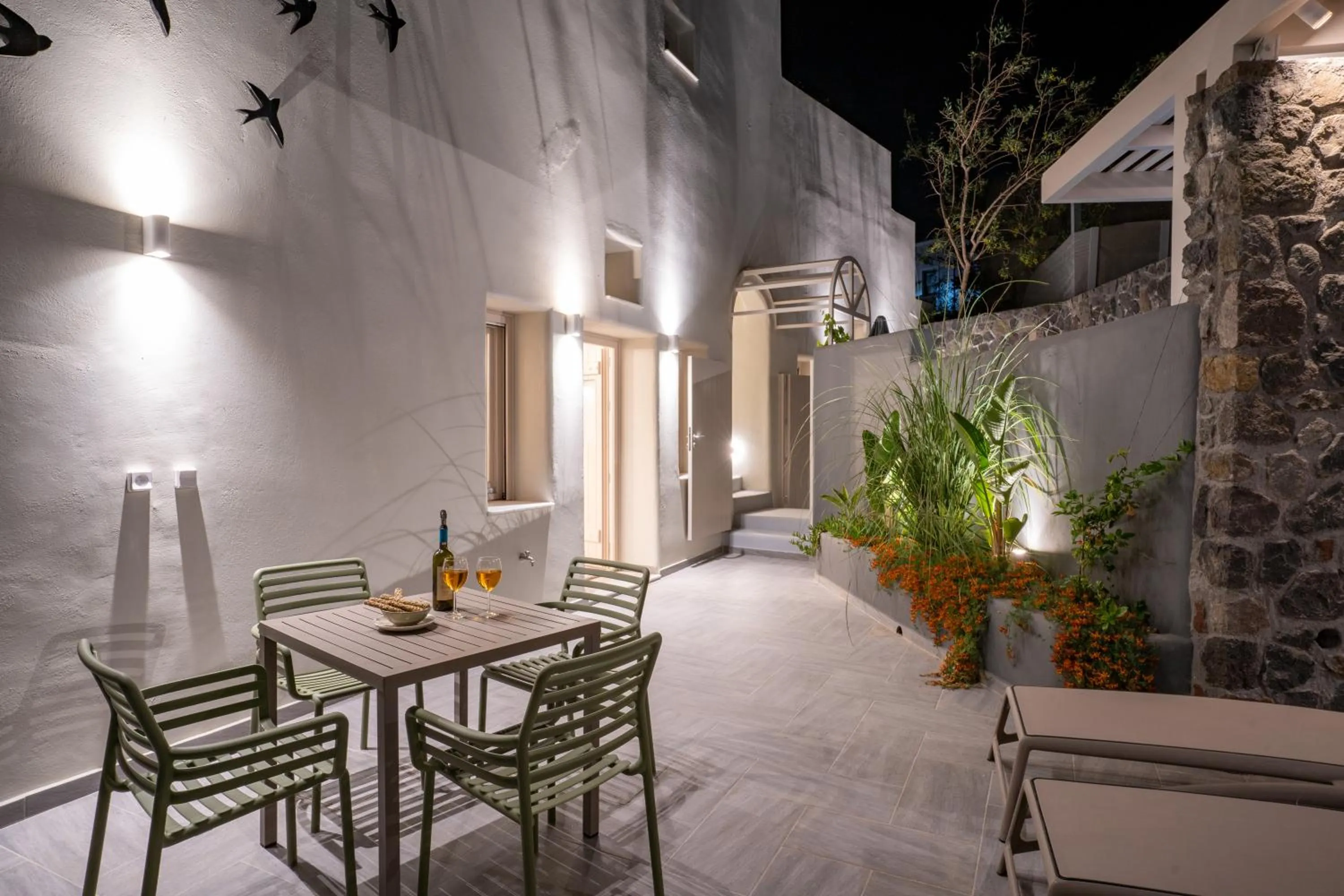 Facade/entrance in Wine and Yard Caves