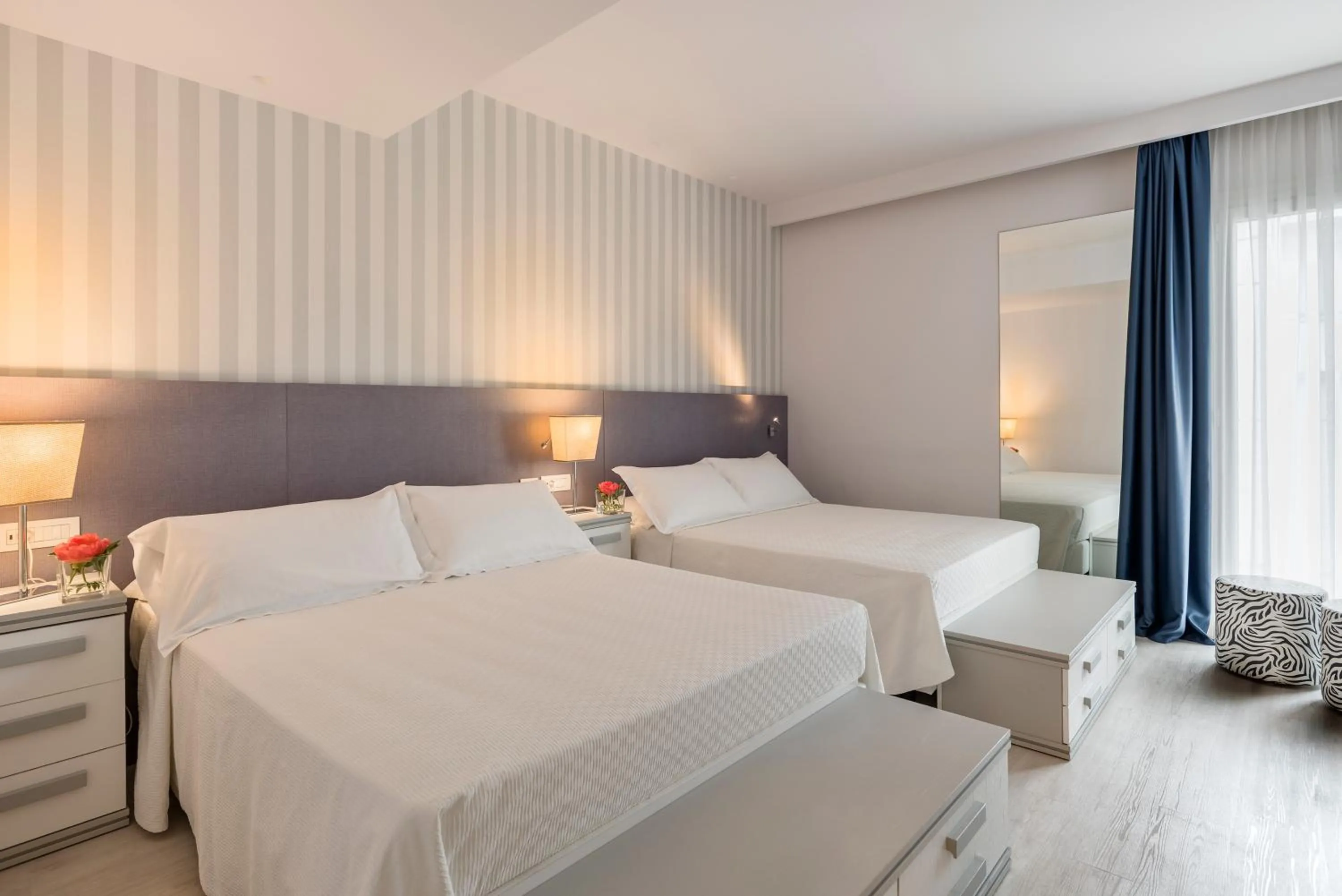 Photo of the whole room, Bed in Hotel Fedora Riccione - FRONTE MARE