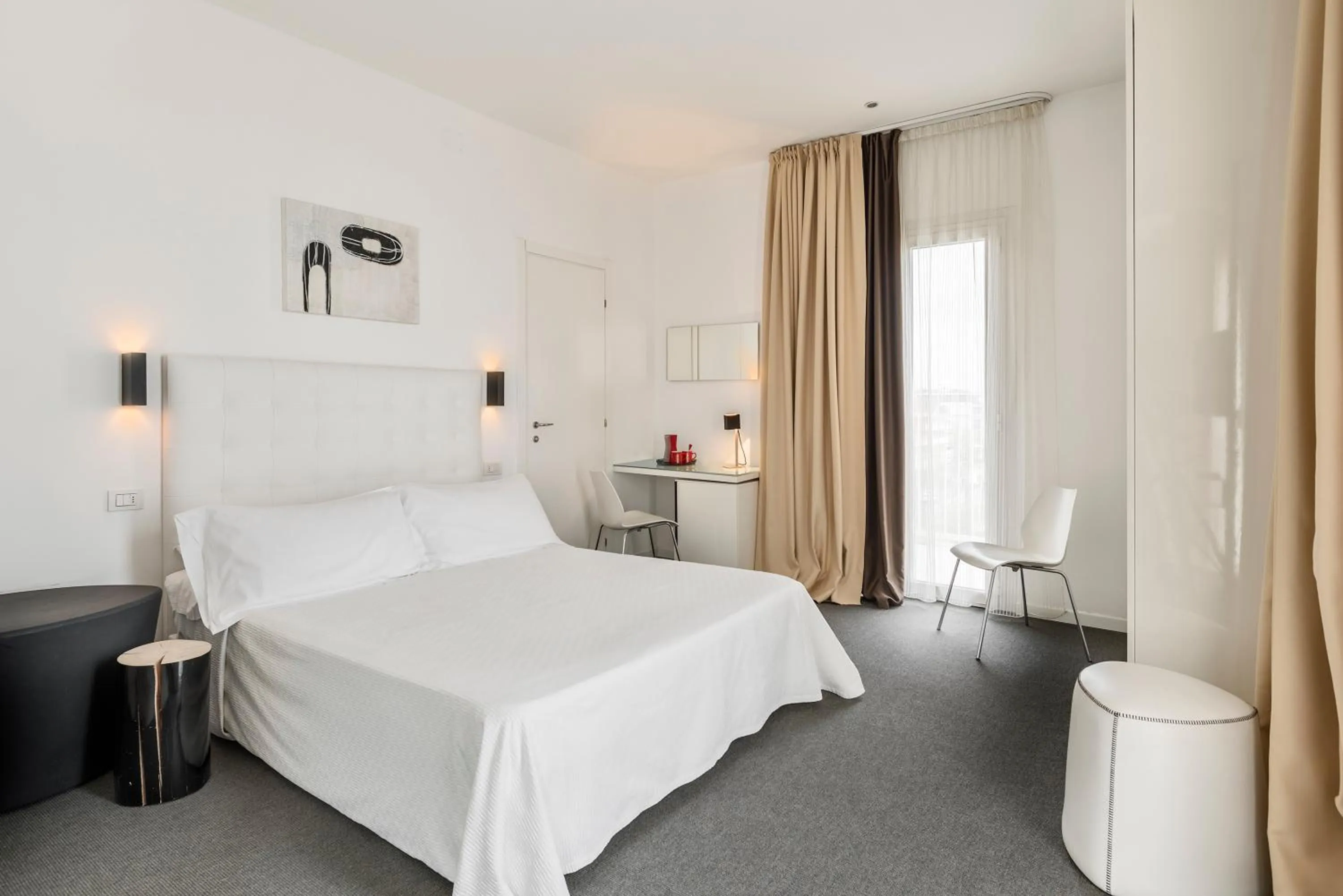 Photo of the whole room, Bed in Hotel Fedora Riccione - FRONTE MARE