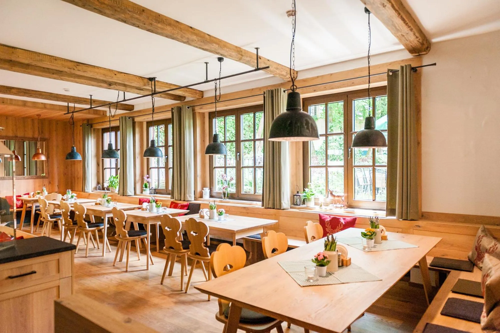 Restaurant/places to eat in Hotelgasthof Schmucker