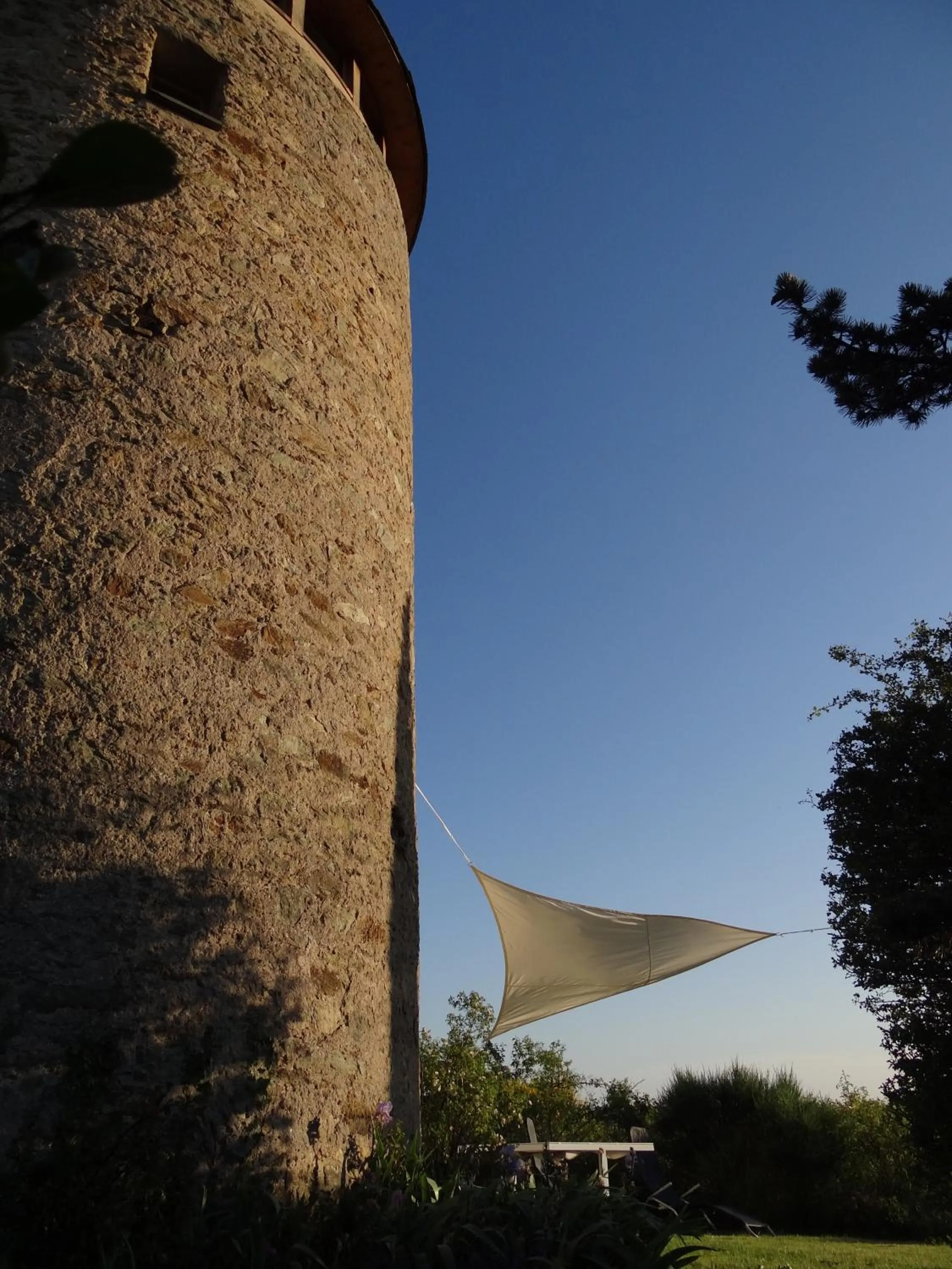 Facade/entrance in La Tour du Moulin Géant