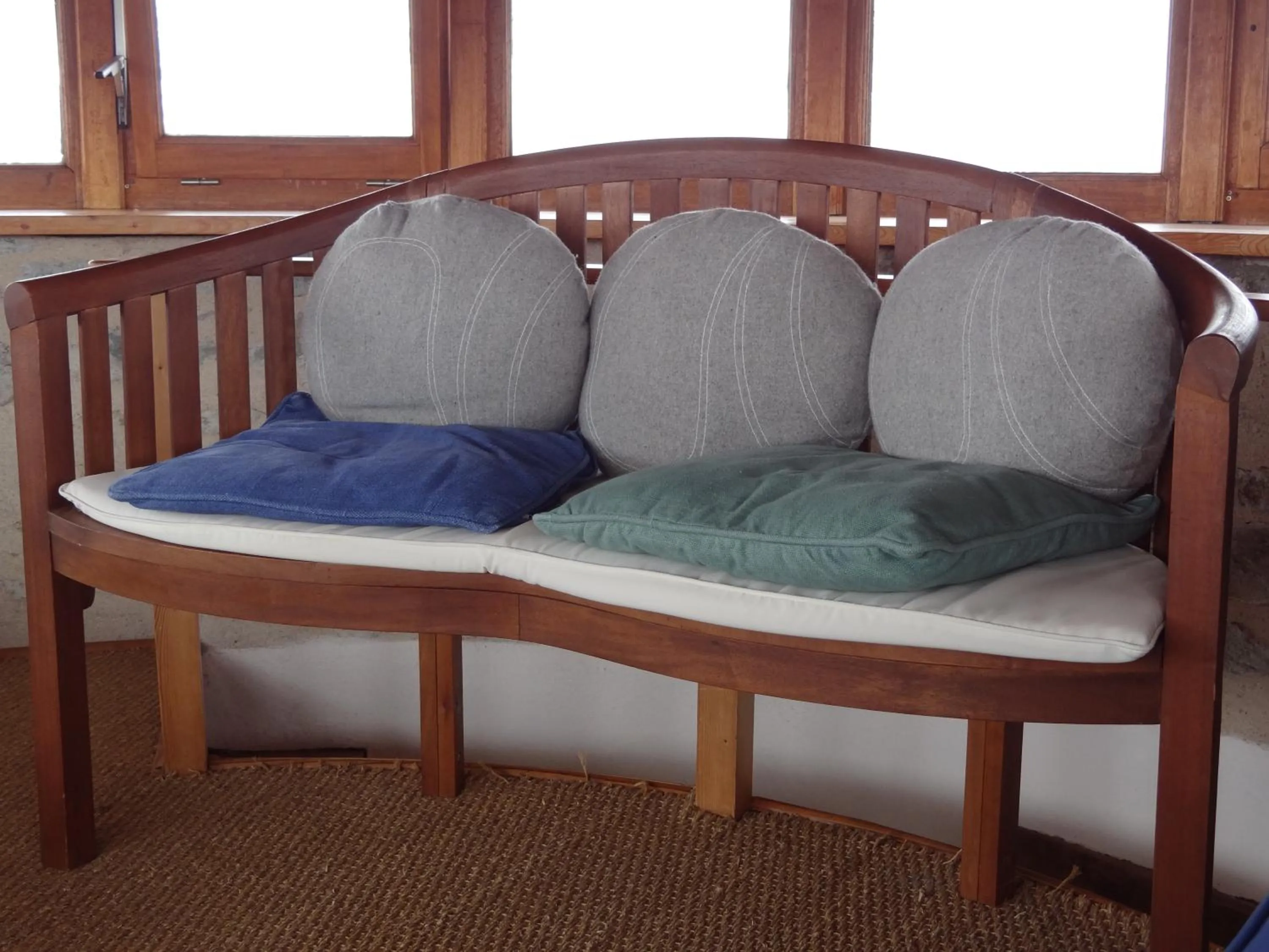 Living room, Bed in La Tour du Moulin Géant