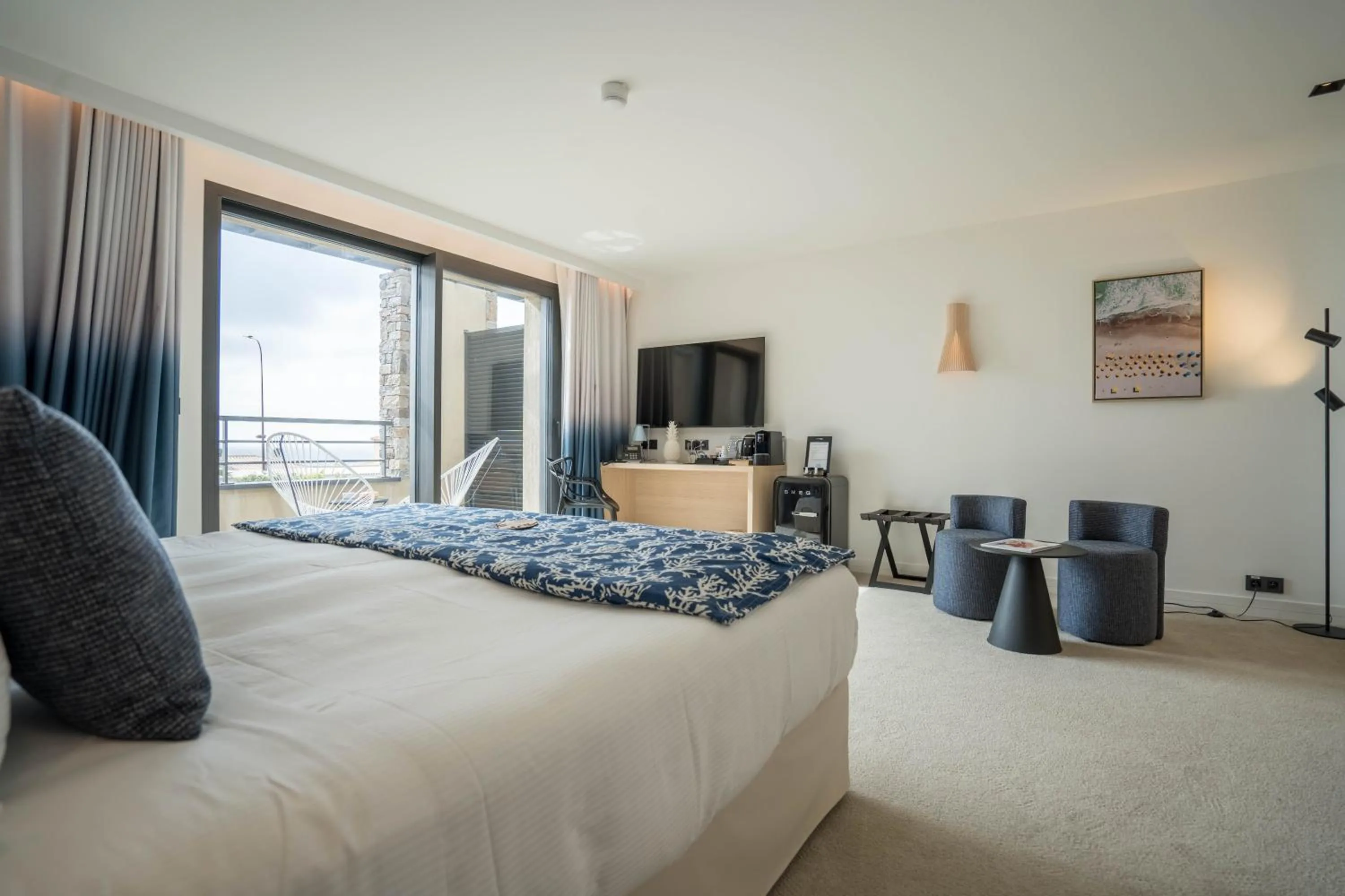 Photo of the whole room in EDEN HÔTEL