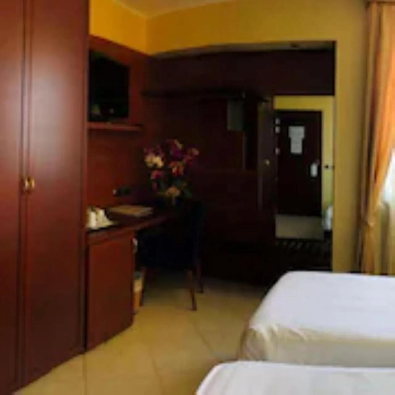 Bedroom, Bed in Best Western Hotel Nettuno