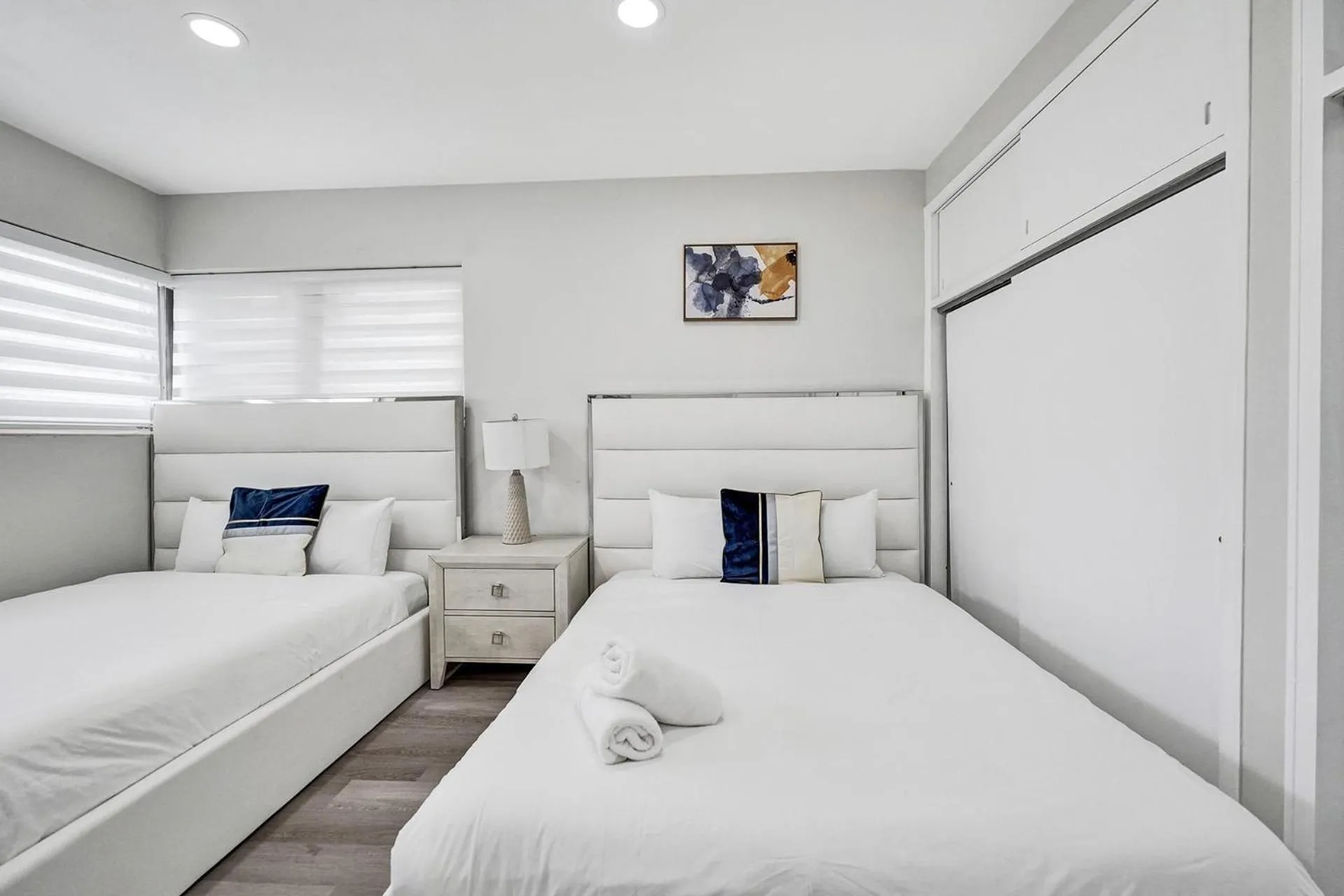 Bedroom, Bed in Bay Harbor Suites