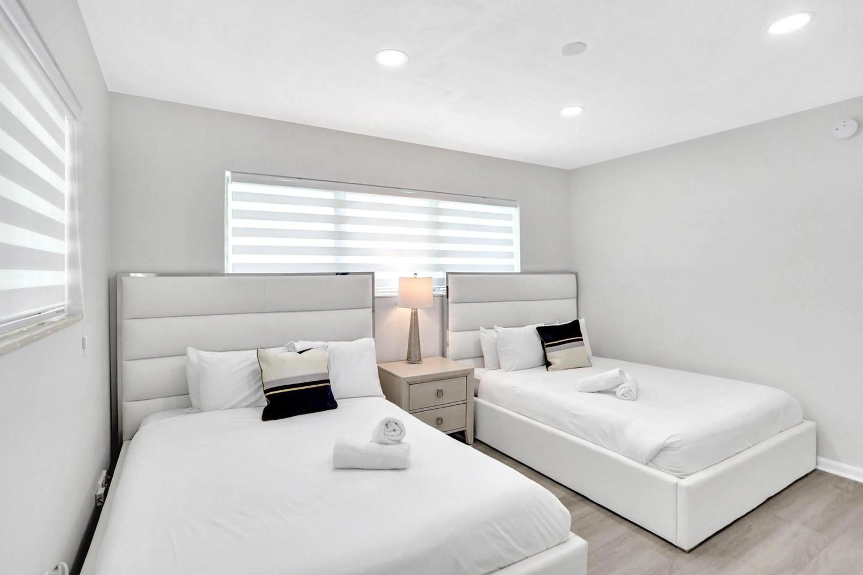 Bed in Bay Harbor Suites