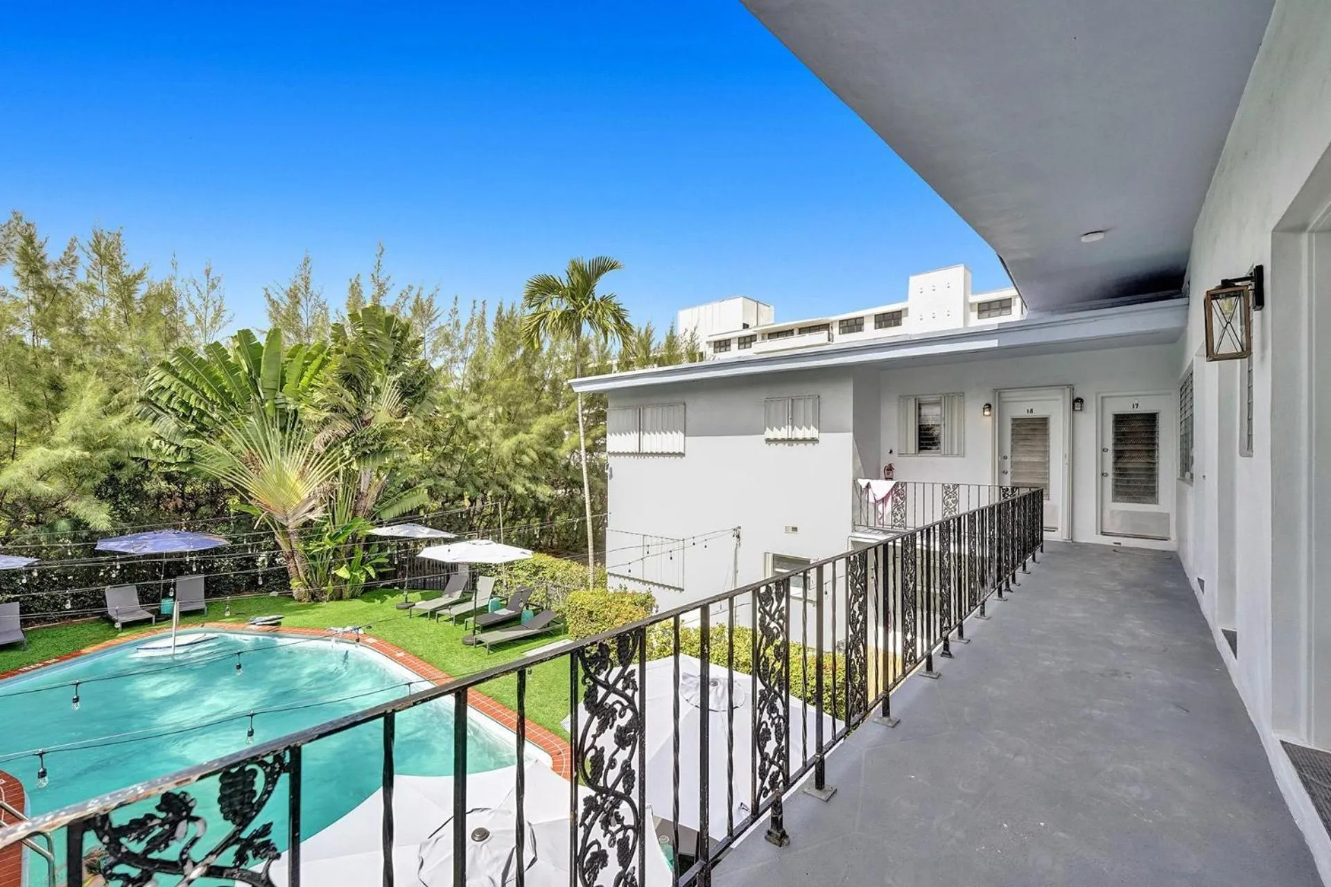 Balcony/Terrace in Bay Harbor Suites