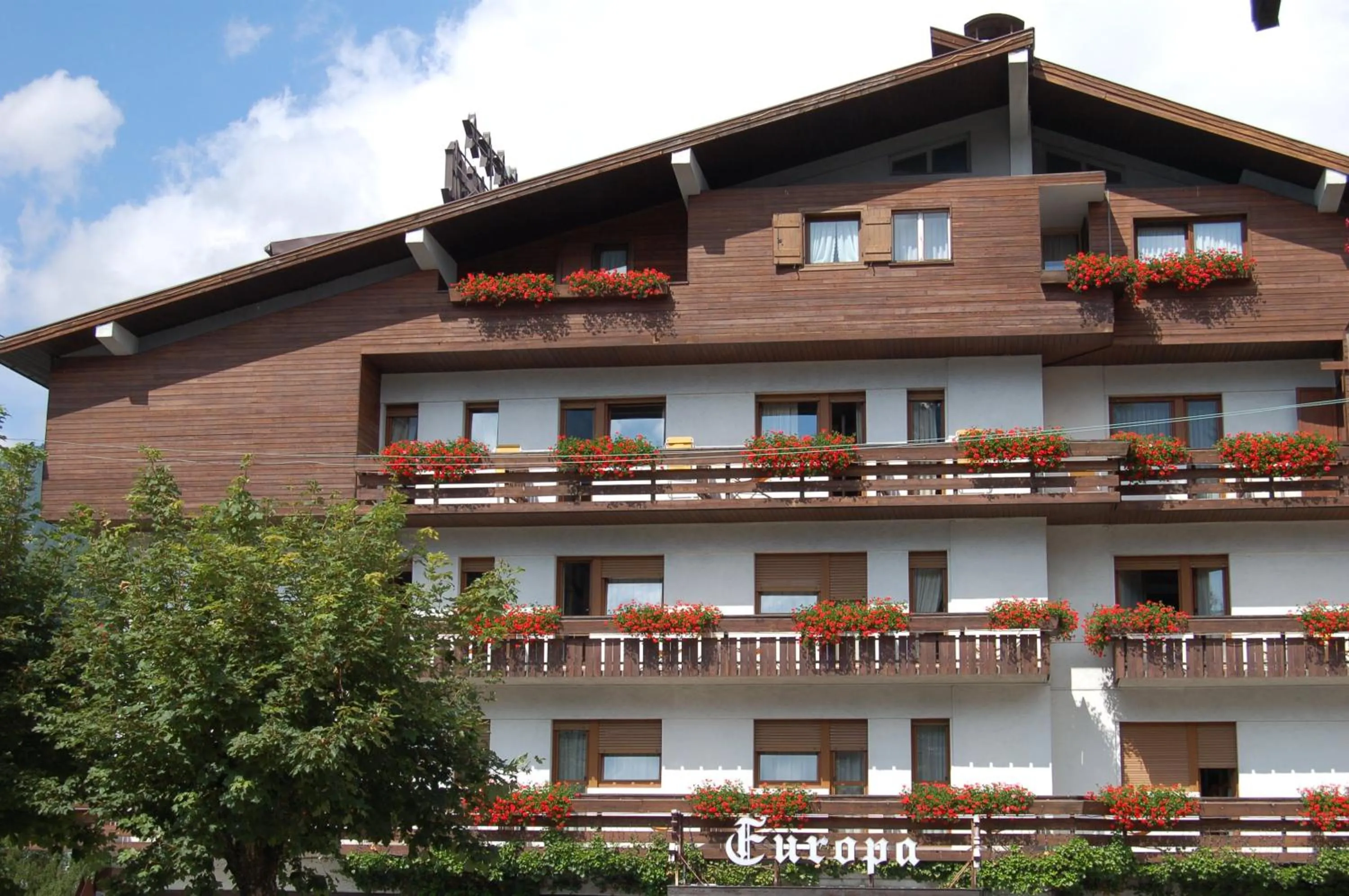 Property Building in Hotel Europa
