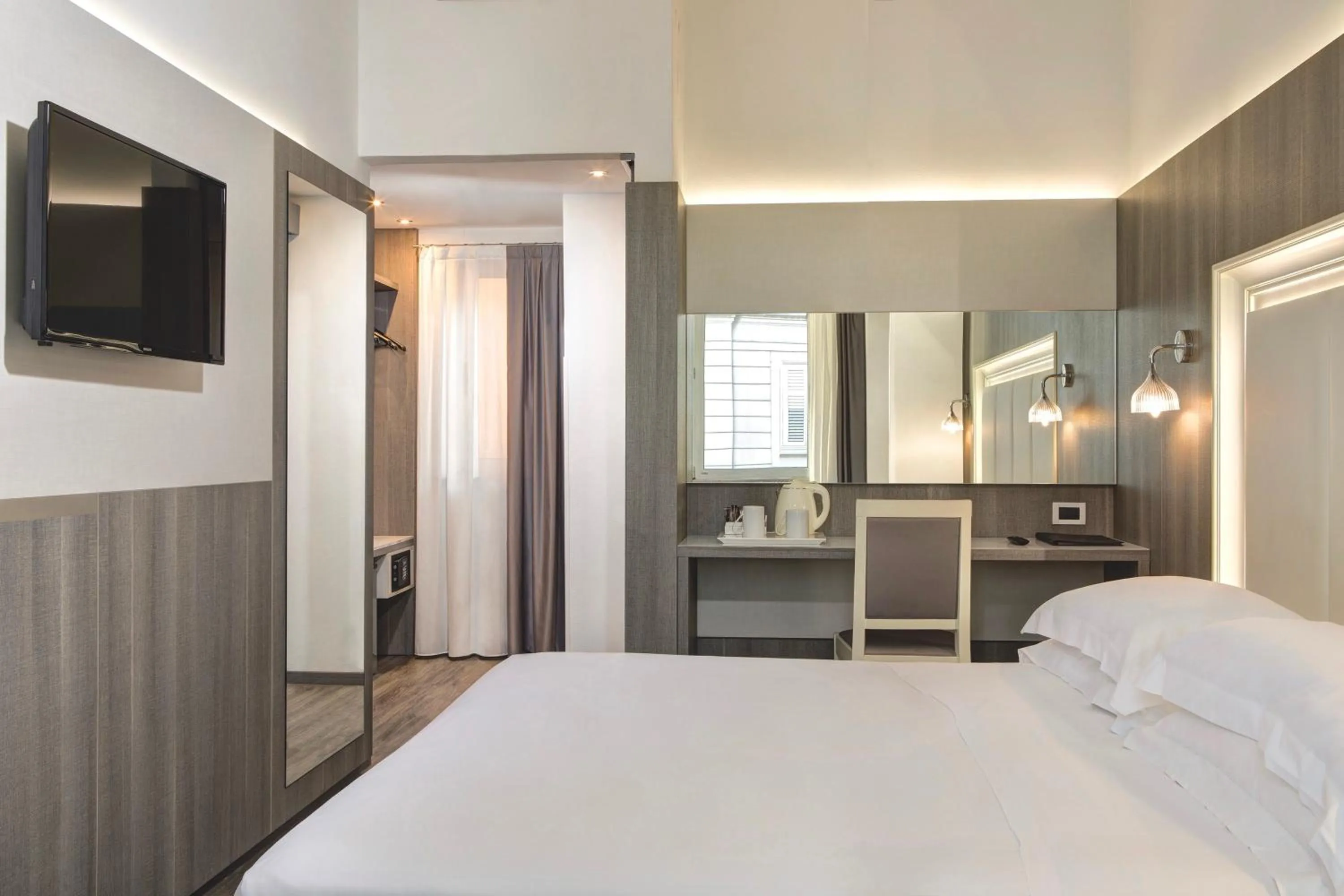 Photo of the whole room, Bed in Hotel San Giusto