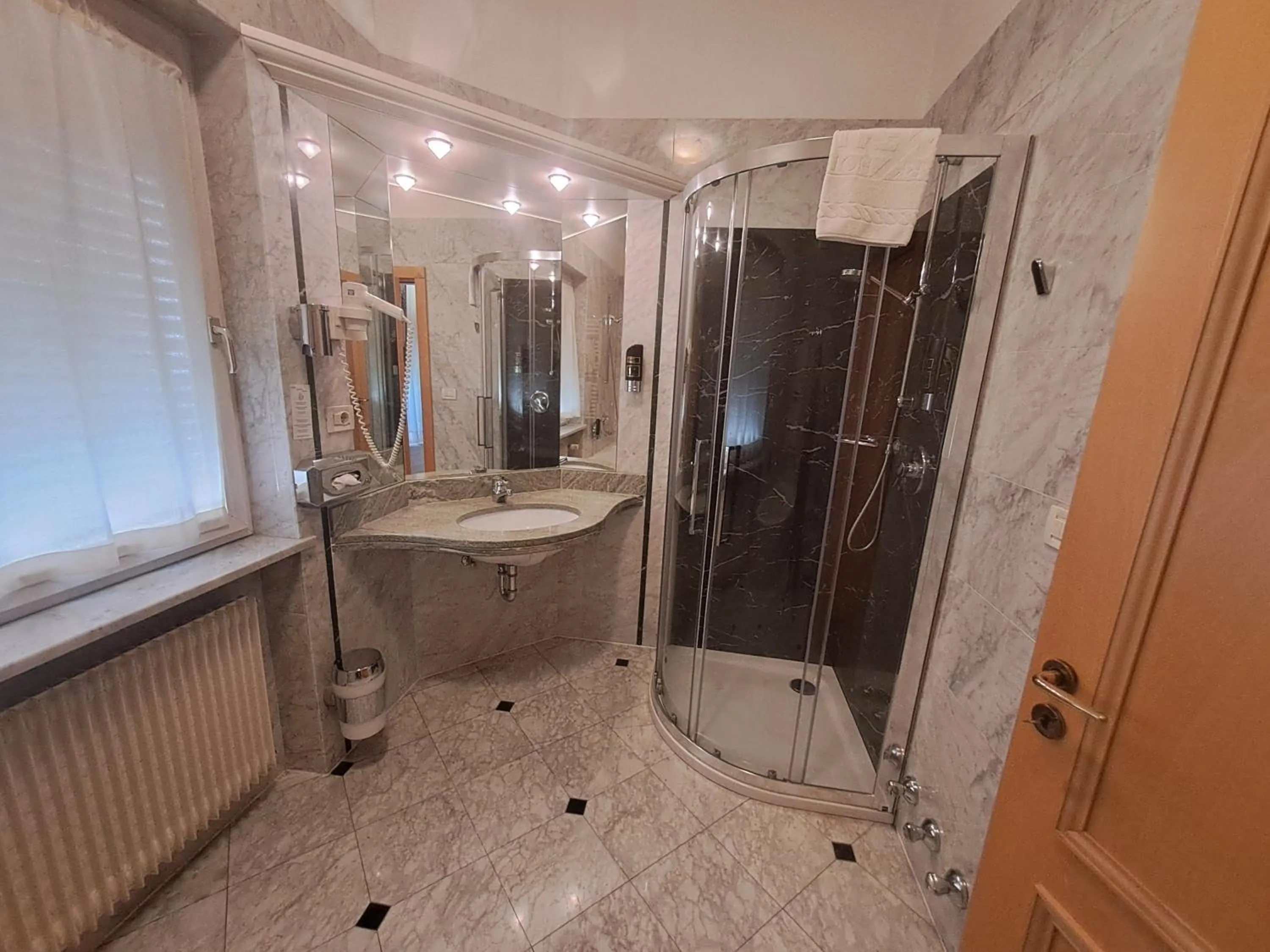 Bathroom in Business Resort Parkhotel Werth